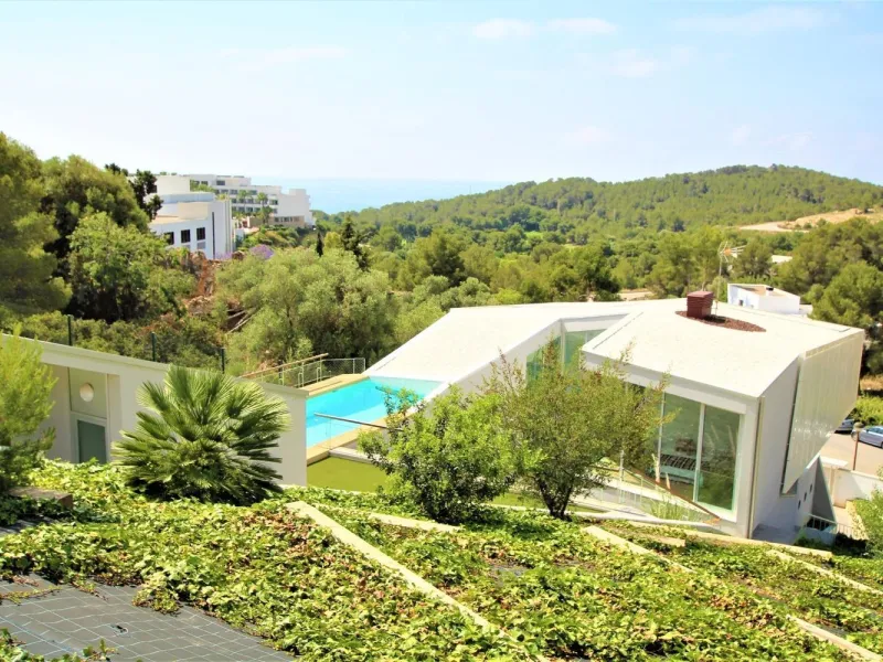 Villa moderna con vistas al mar y piscina en Can Girona, Sitges