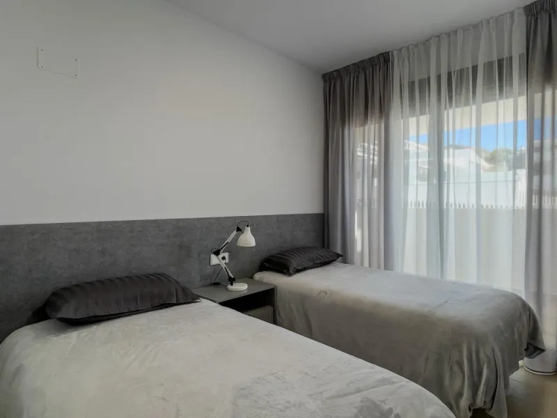 Modern duplex with 5 bedrooms in the exclusive Camporrosso complex, Finestrat