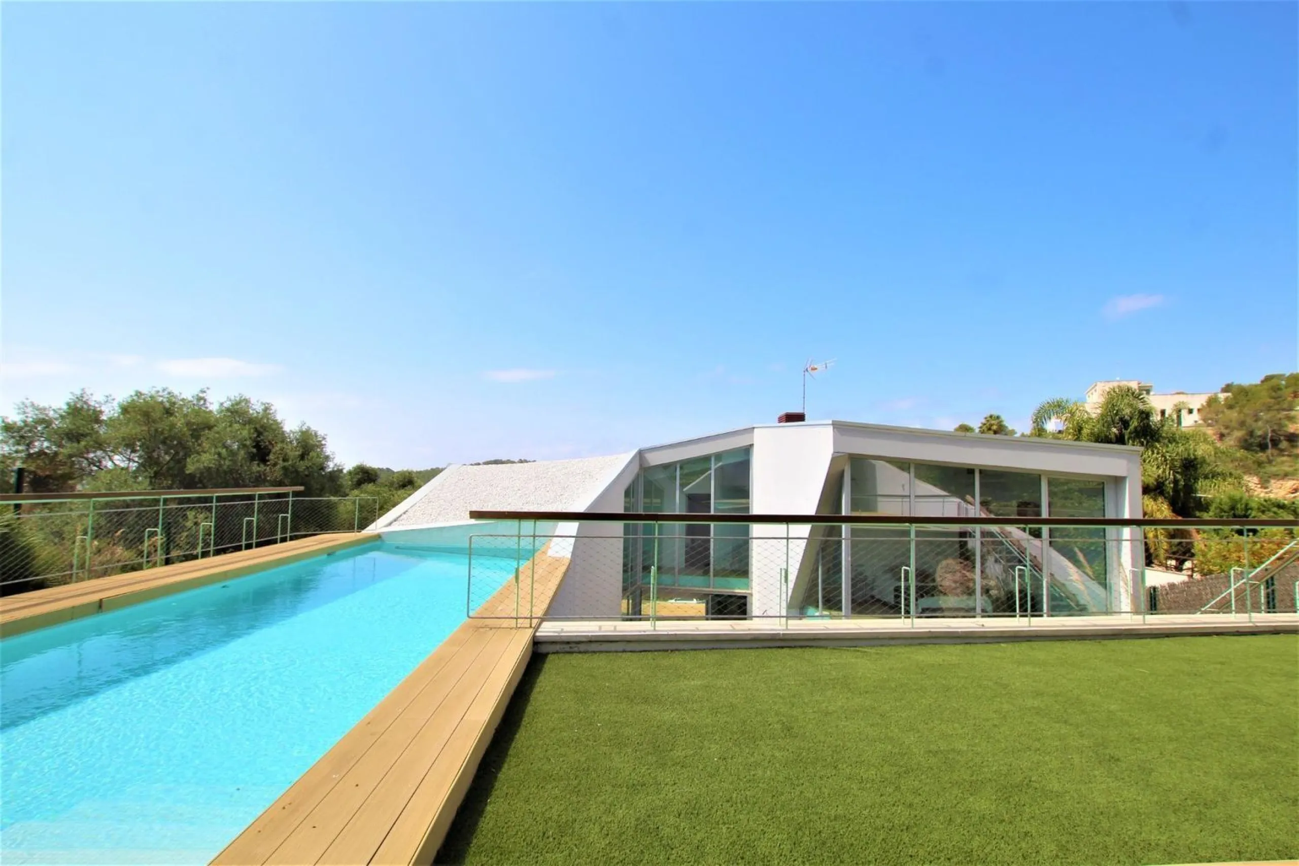 Modern Villa with Sea Views and Pool in Can Girona, Sitges