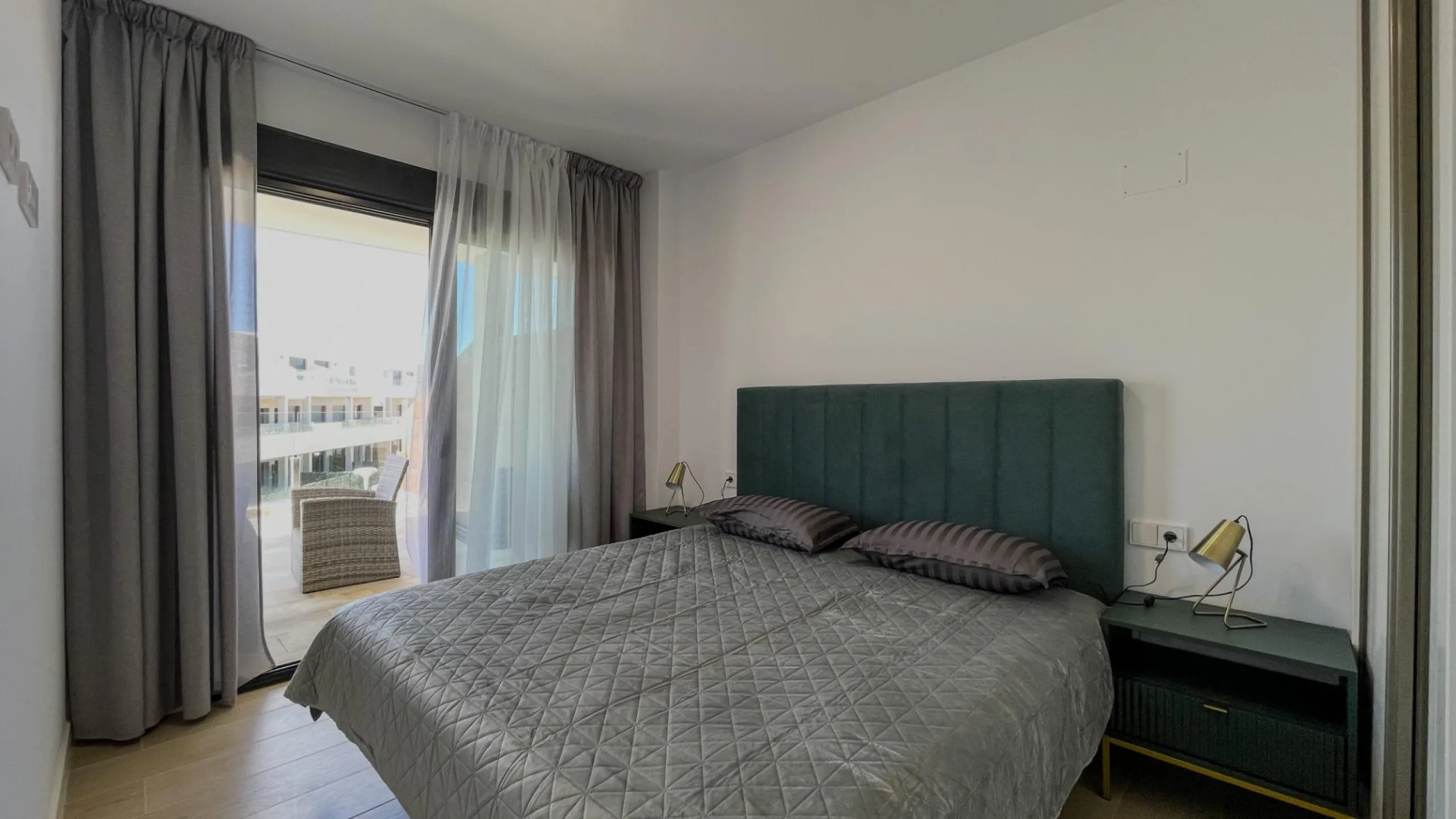 Modern duplex with 5 bedrooms in the exclusive Camporrosso complex, Finestrat