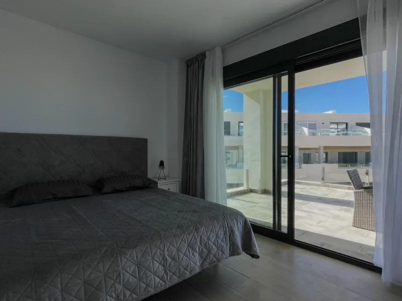 Modern duplex with 5 bedrooms in the exclusive Camporrosso complex, Finestrat
