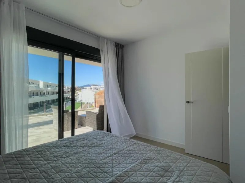 Modern duplex with 5 bedrooms in the exclusive Camporrosso complex, Finestrat