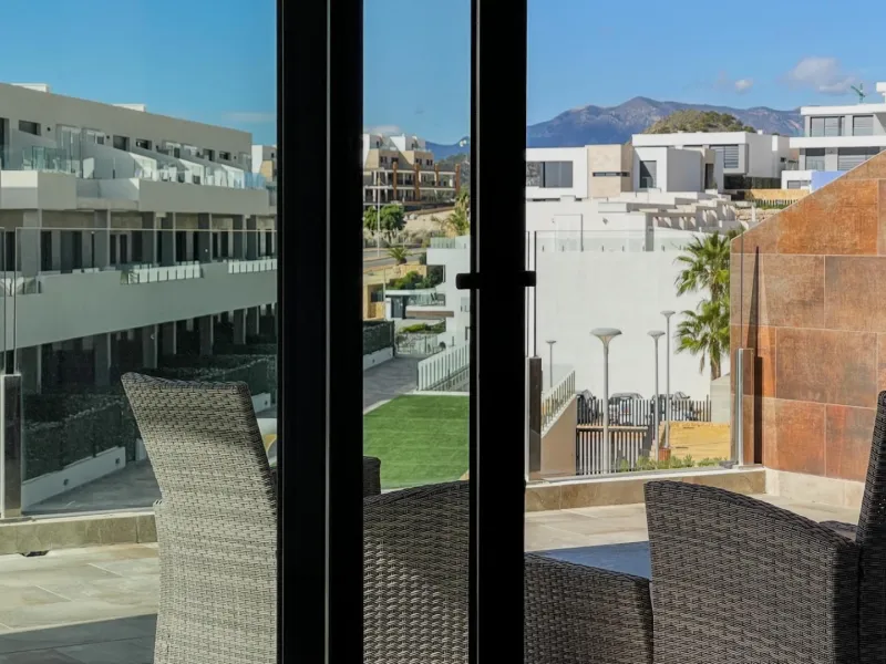 Modern duplex with 5 bedrooms in the exclusive Camporrosso complex, Finestrat