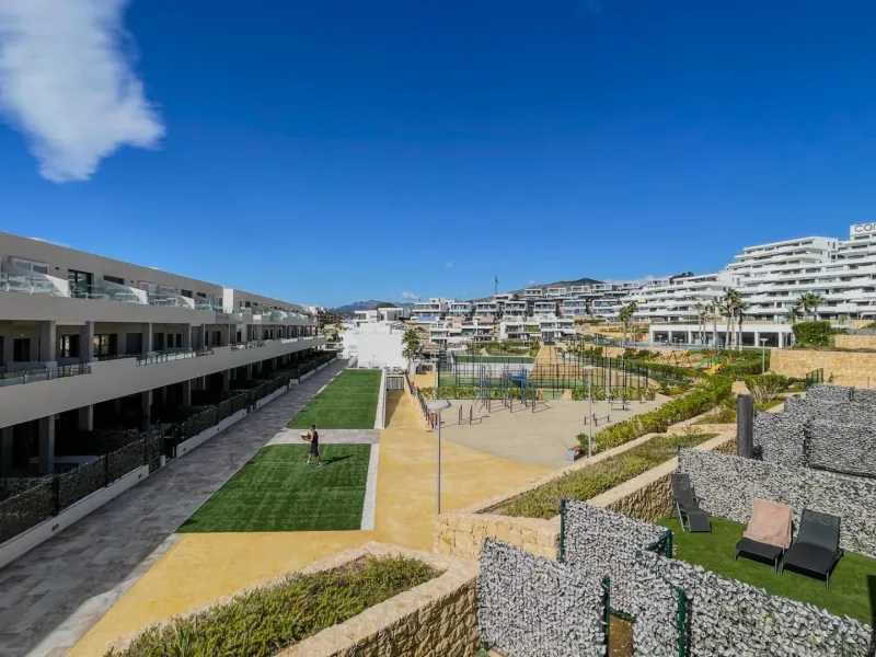 Modern duplex with 5 bedrooms in the exclusive Camporrosso complex, Finestrat