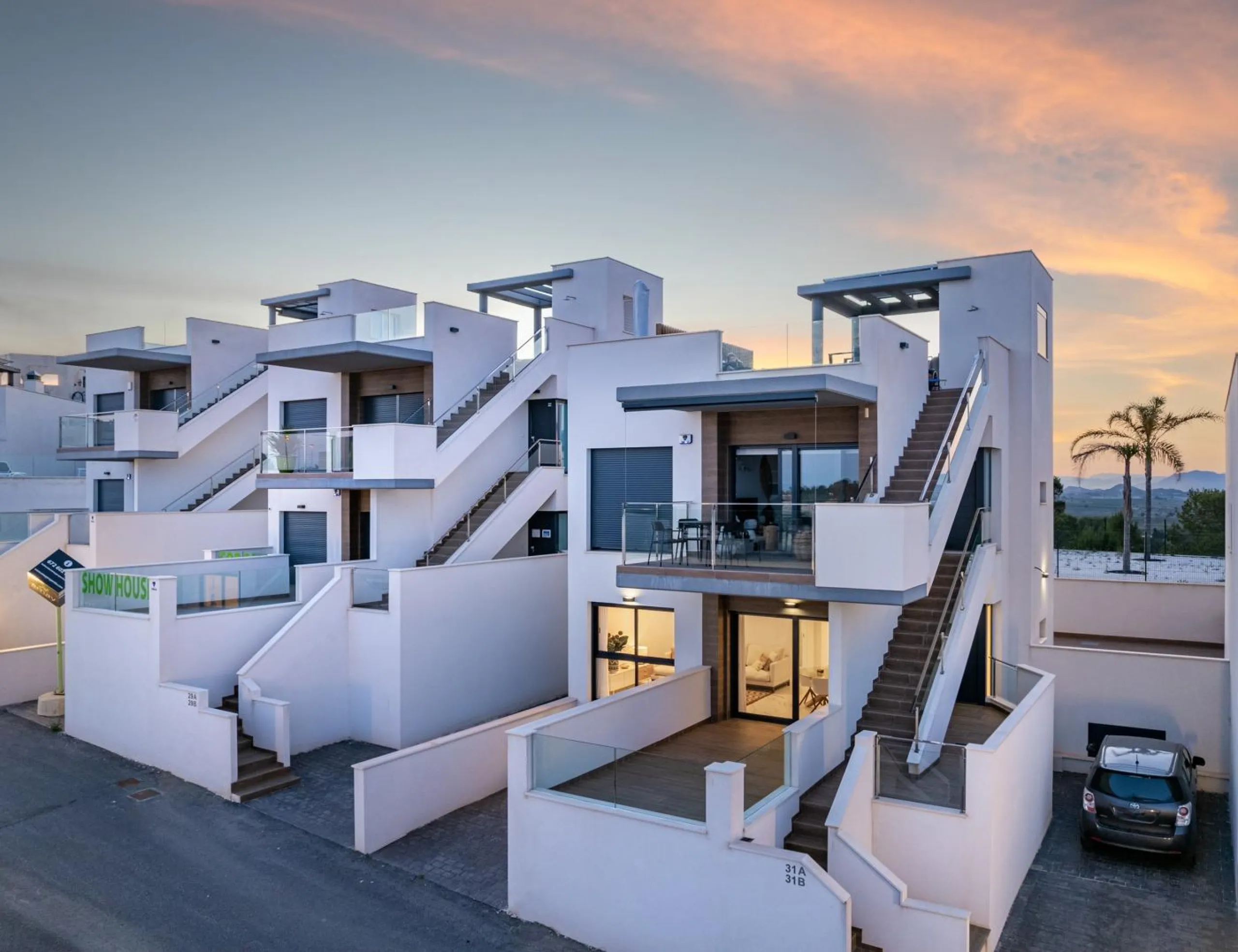 OBRA NUEVA! BUGALOW EN SAN MIGUEL DE SALINAS. 2 DORM. 2 BAÑOS. PISCINA+GARAJE.