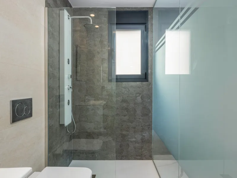 OBRA NUEVA! BUGALOW EN SAN MIGUEL DE SALINAS. 2 DORM. 2 BAÑOS. PISCINA+GARAJE.