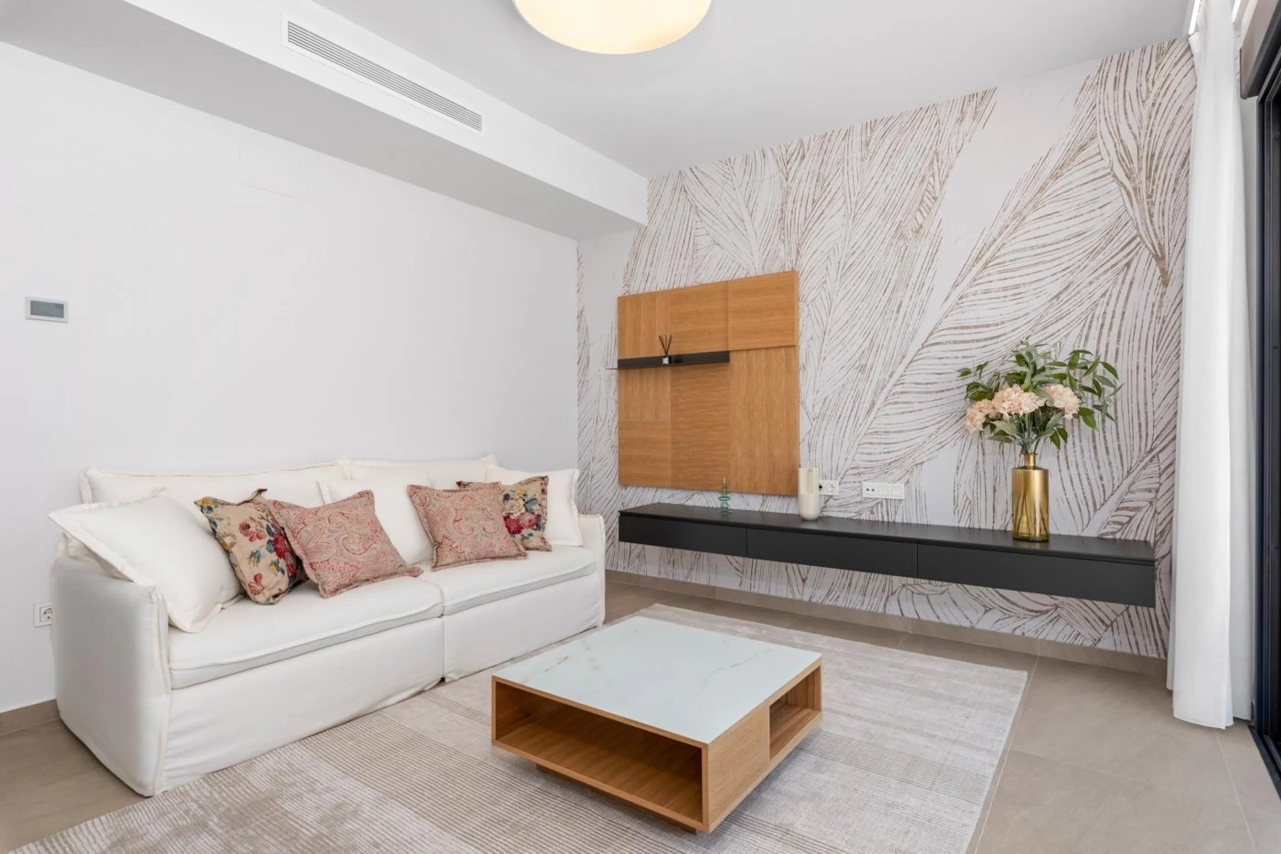 OBRA NUEVA! VILLA DE LUJO EN ORIHUELA COSTA. PLAYA A 350 METROS.