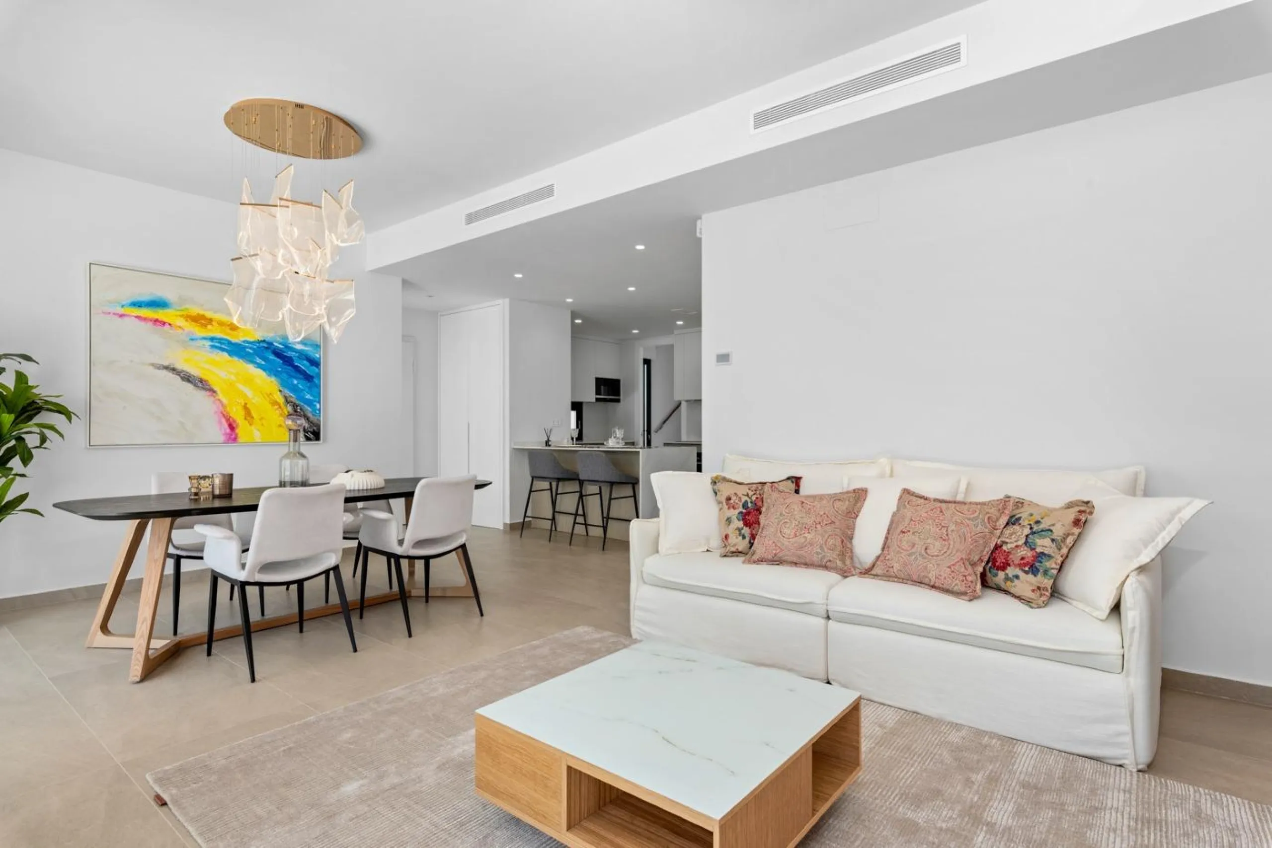 OBRA NUEVA! VILLA DE LUJO EN ORIHUELA COSTA. PLAYA A 350 METROS.