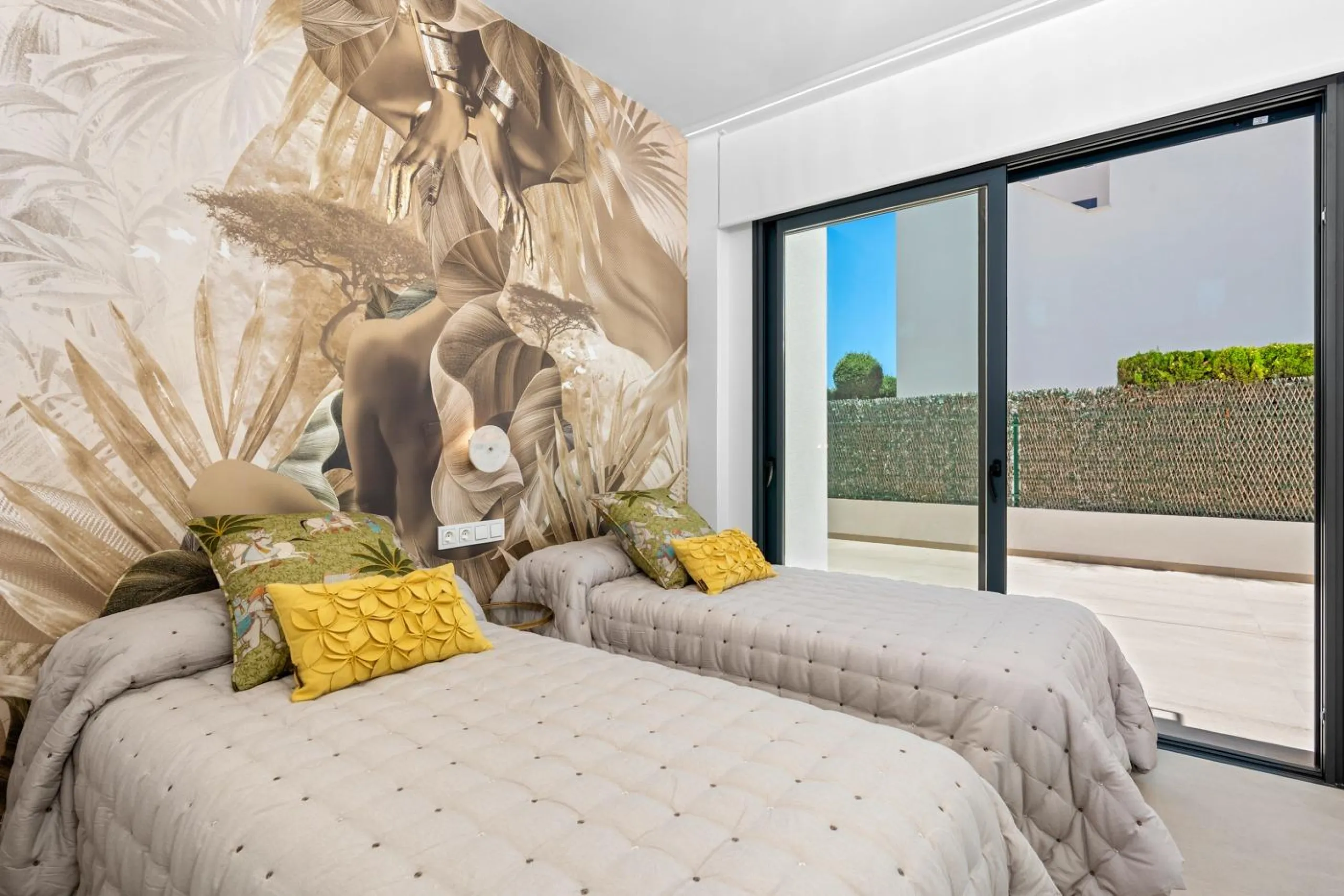 OBRA NUEVA! VILLA DE LUJO EN ORIHUELA COSTA. PLAYA A 350 METROS.
