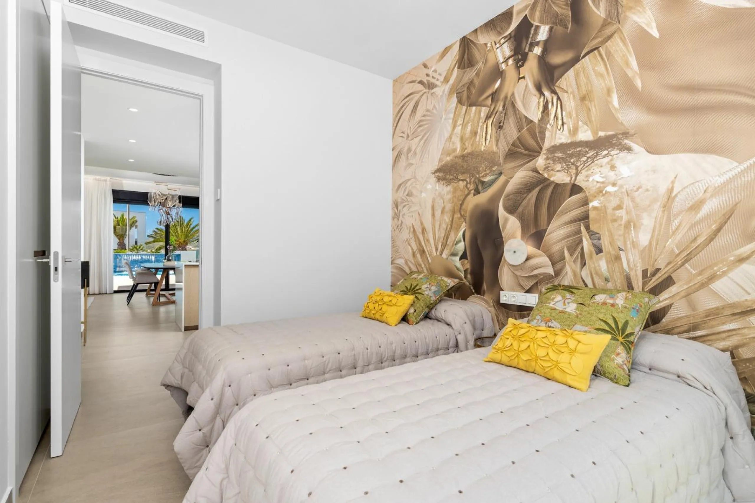 OBRA NUEVA! VILLA DE LUJO EN ORIHUELA COSTA. PLAYA A 350 METROS.