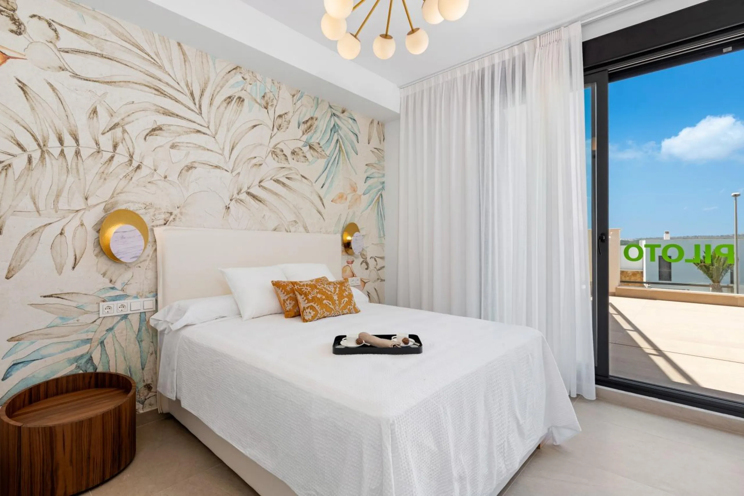 OBRA NUEVA! VILLA DE LUJO EN ORIHUELA COSTA. PLAYA A 350 METROS.