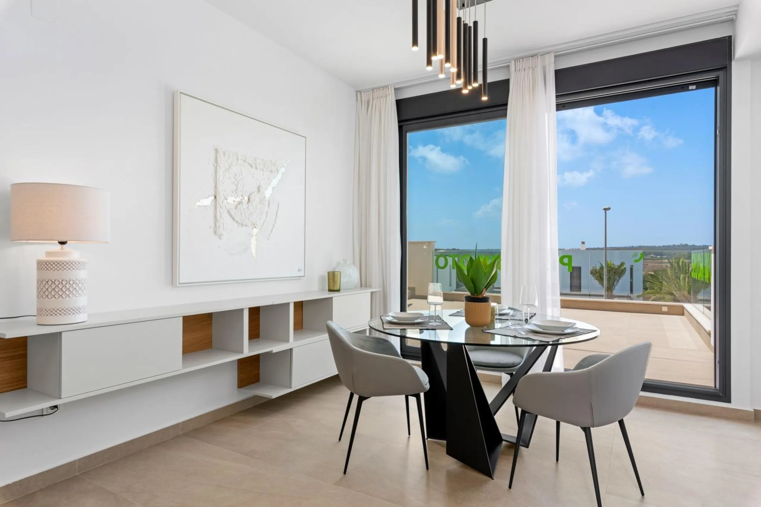OBRA NUEVA! VILLA DE LUJO EN ORIHUELA COSTA. PLAYA A 350 METROS.