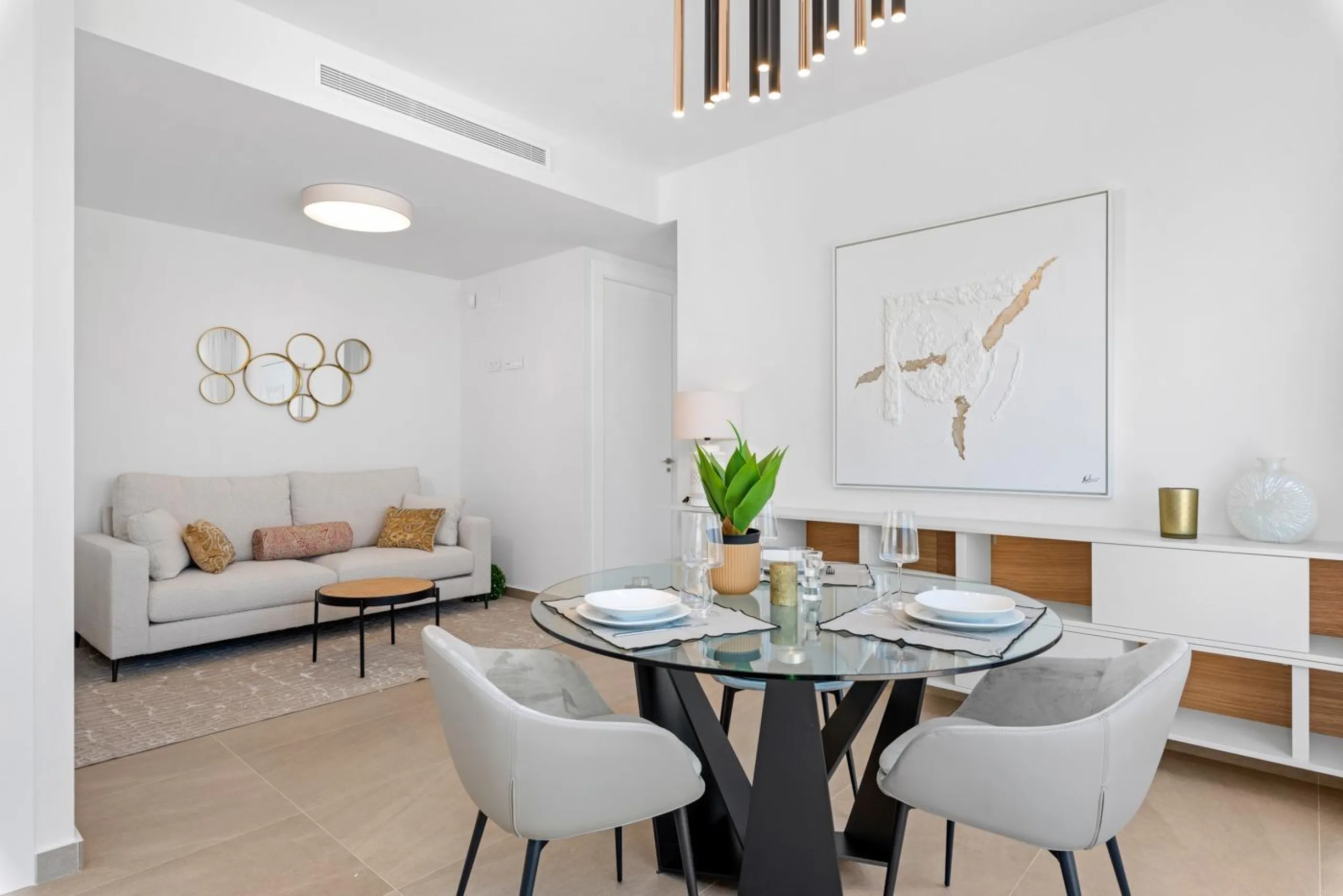 OBRA NUEVA! VILLA DE LUJO EN ORIHUELA COSTA. PLAYA A 350 METROS.