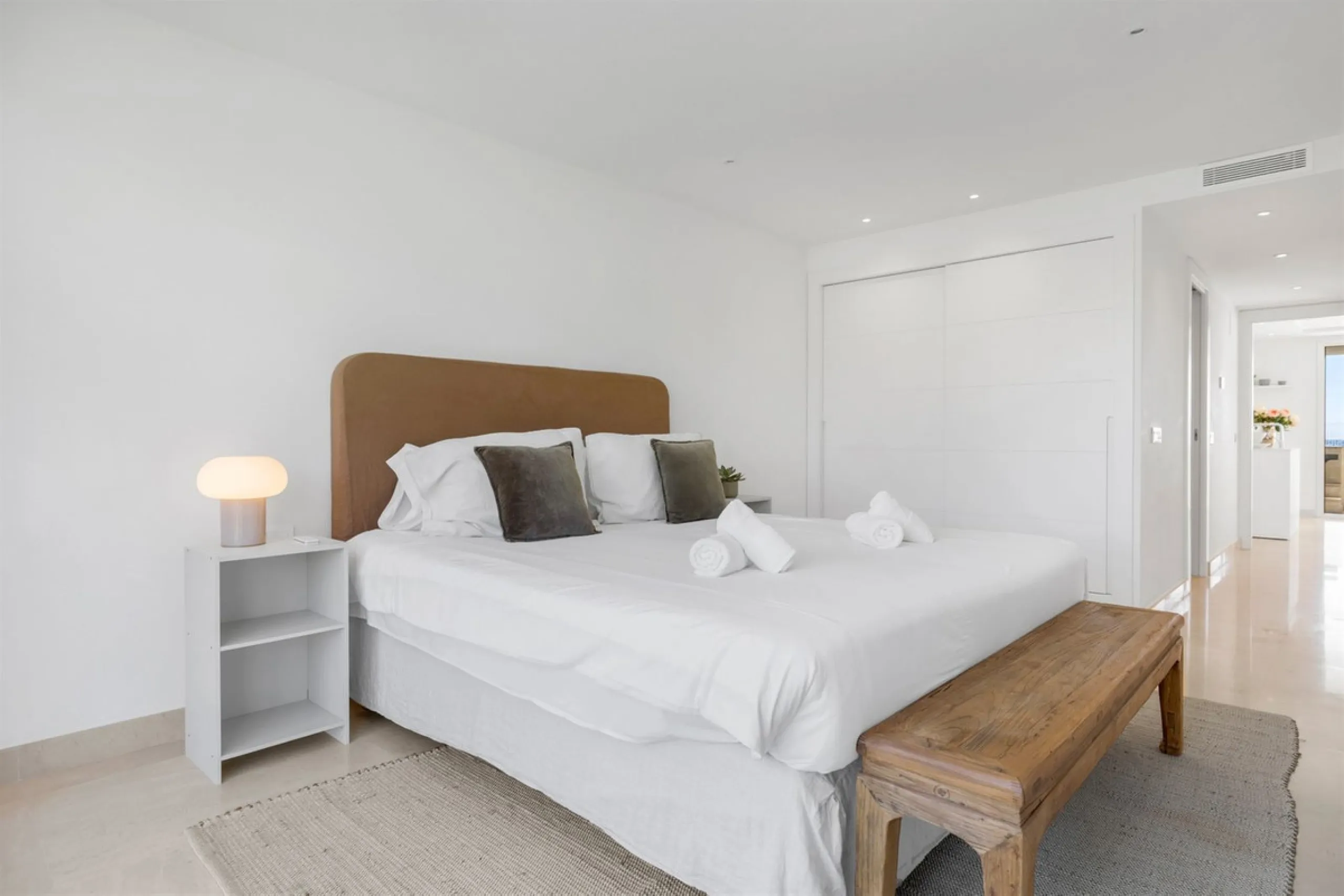 Südlich ausgerichtetes Penthouse mit privatem Pool zu verkaufen