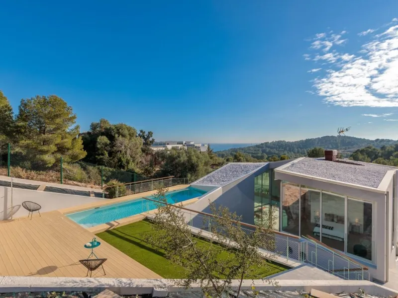 Modern Villa with Sea Views and Pool in Can Girona, Sitges