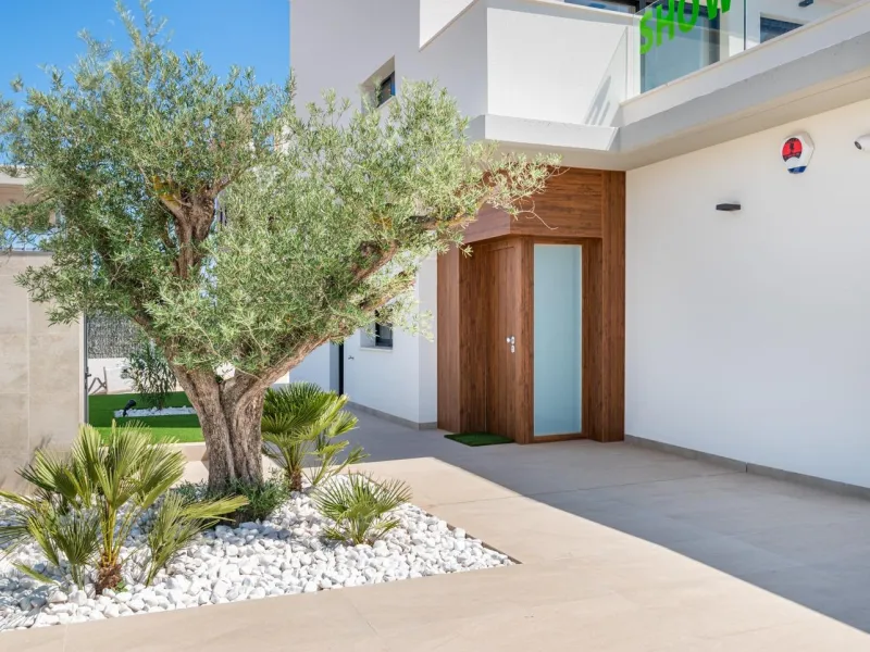 OBRA NUEVA! VILLA DE LUJO EN ORIHUELA COSTA. PLAYA A 350 METROS.