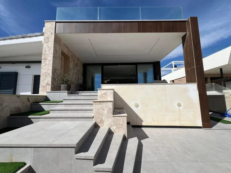 Spectacular Beachfront VILLA, LA MATA