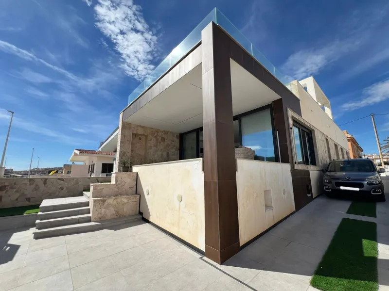 Spectacular Beachfront VILLA, LA MATA