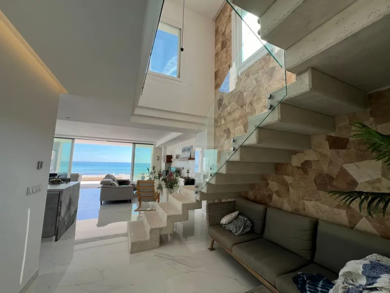 Spectacular Beachfront VILLA, LA MATA