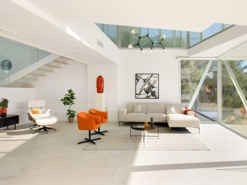 Modern Villa with Sea Views and Pool in Can Girona, Sitges