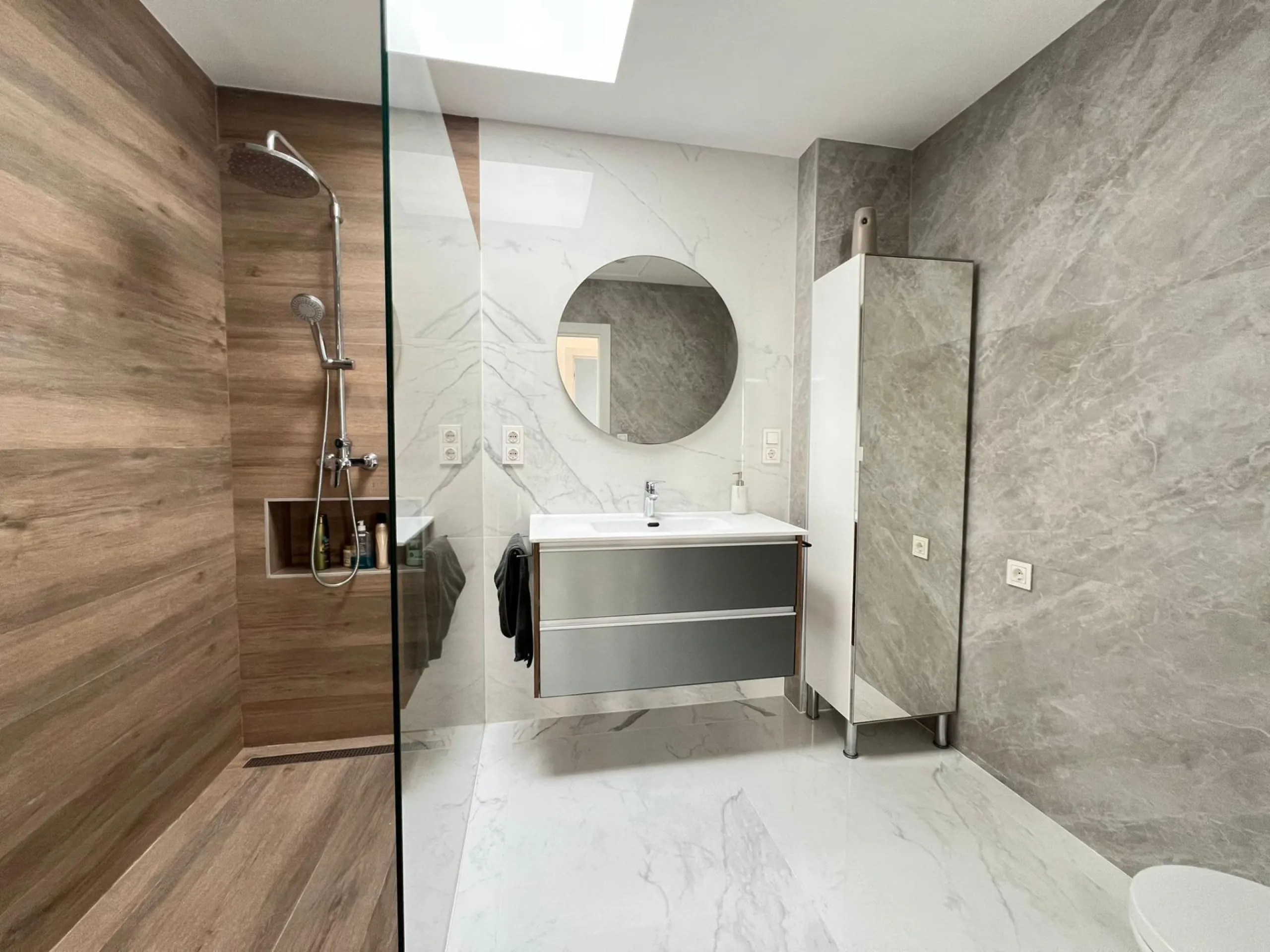 Spectacular Beachfront VILLA, LA MATA