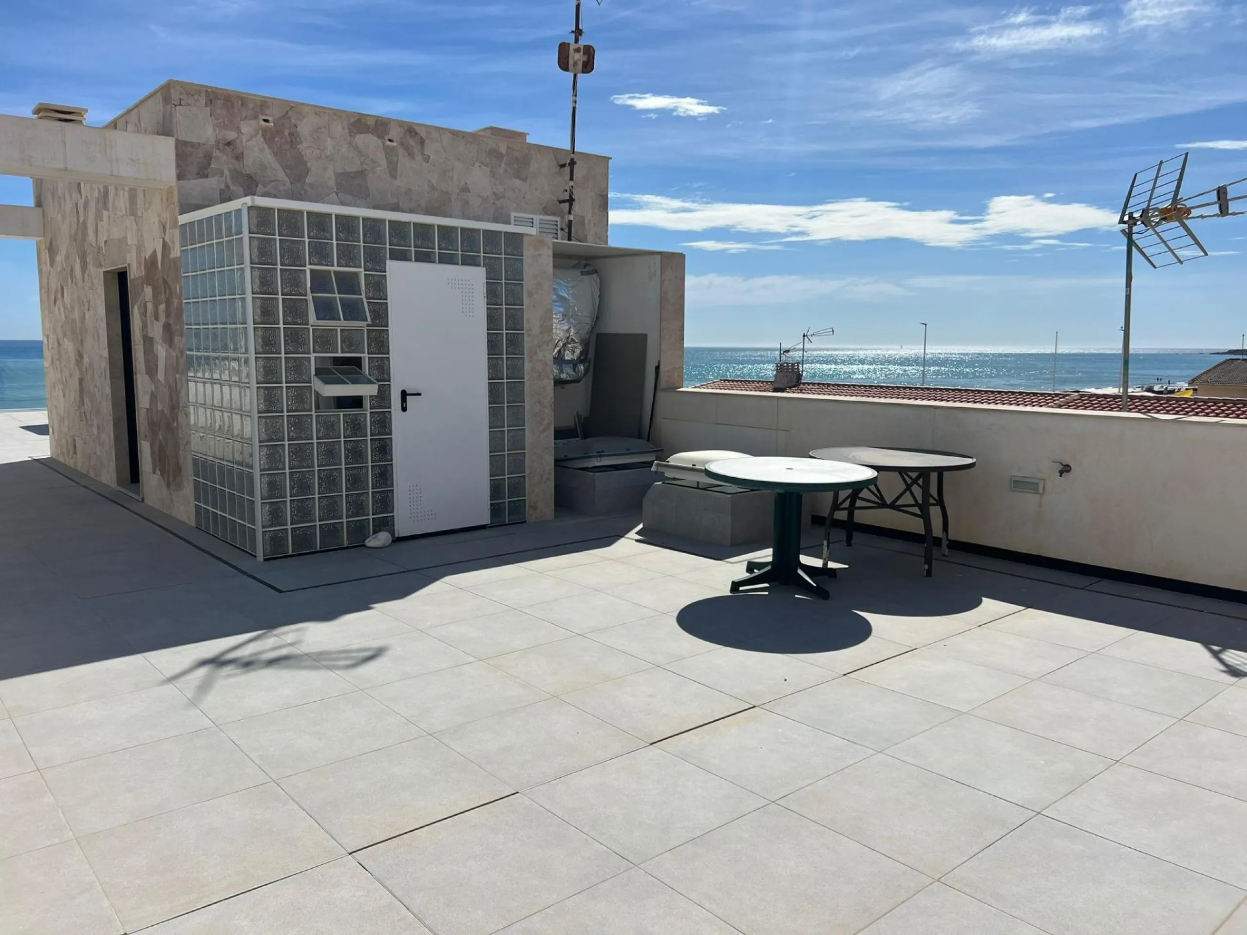 Spectacular Beachfront VILLA, LA MATA
