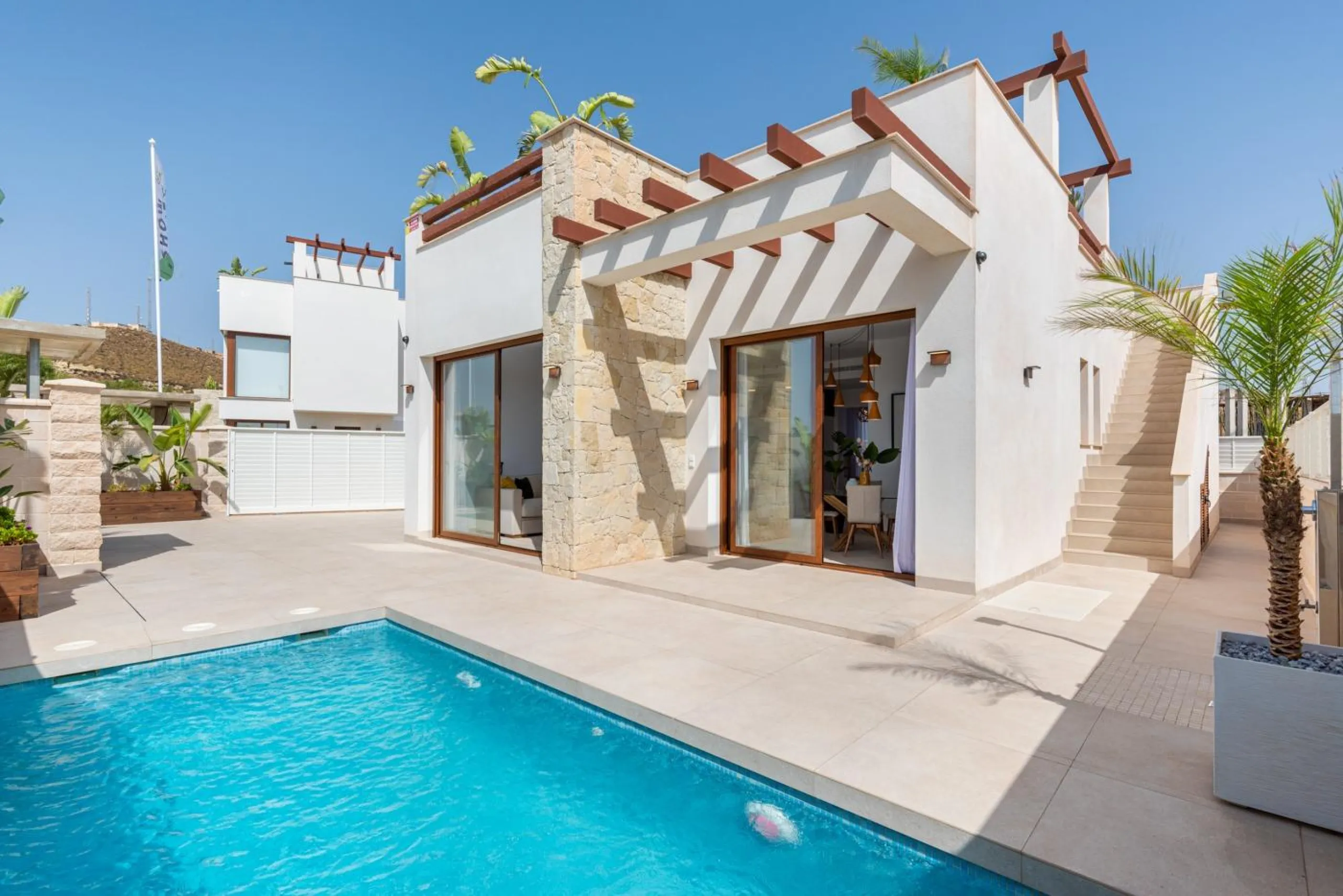 OBRA NUEVA EN VERA PLAYA. ALMERIA. VILLAS ESTRELLA. 244M2 DE PARCELA. 3 DORM. 2 BAÑOS. 90M2 DE CASA.