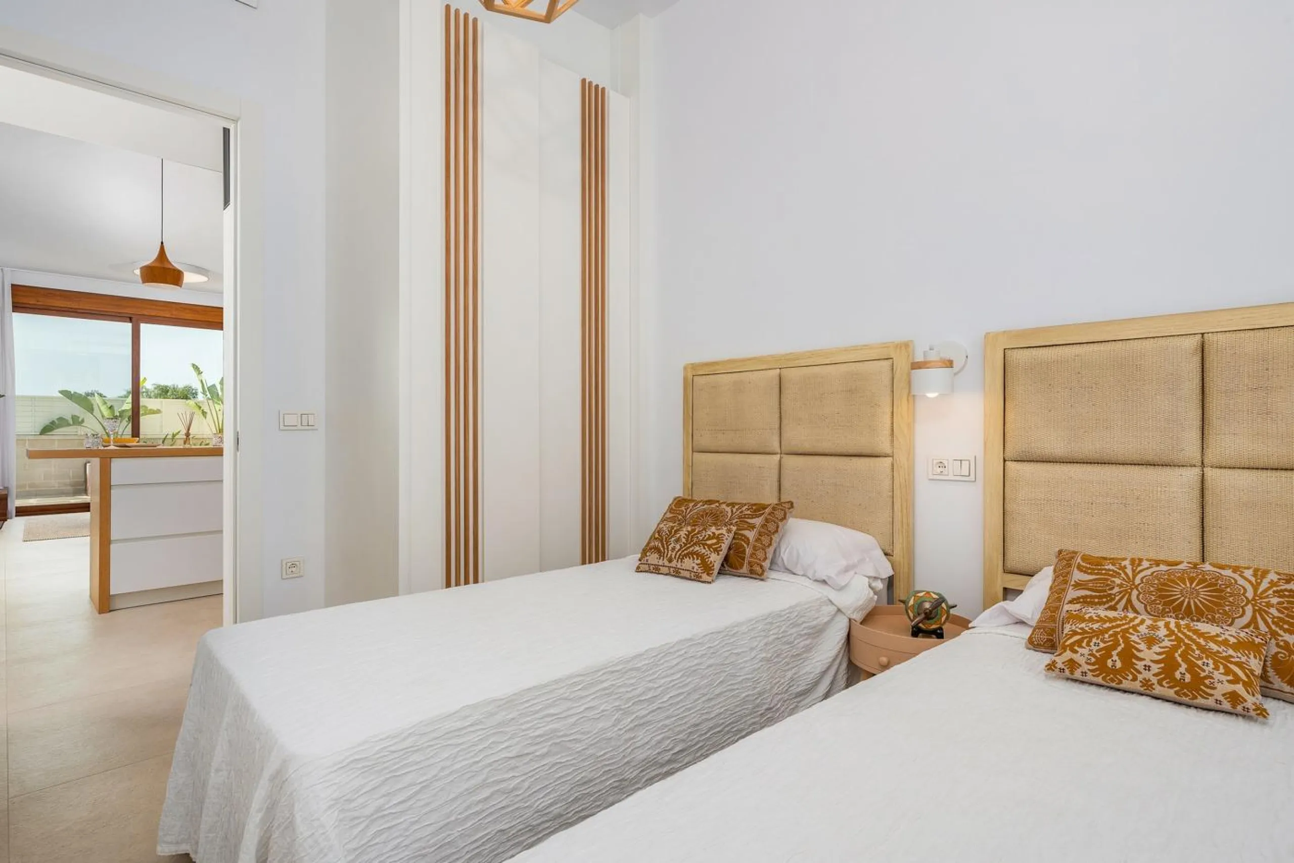 OBRA NUEVA EN VERA PLAYA. ALMERIA. VILLAS ESTRELLA. 244M2 DE PARCELA. 3 DORM. 2 BAÑOS. 90M2 DE CASA.