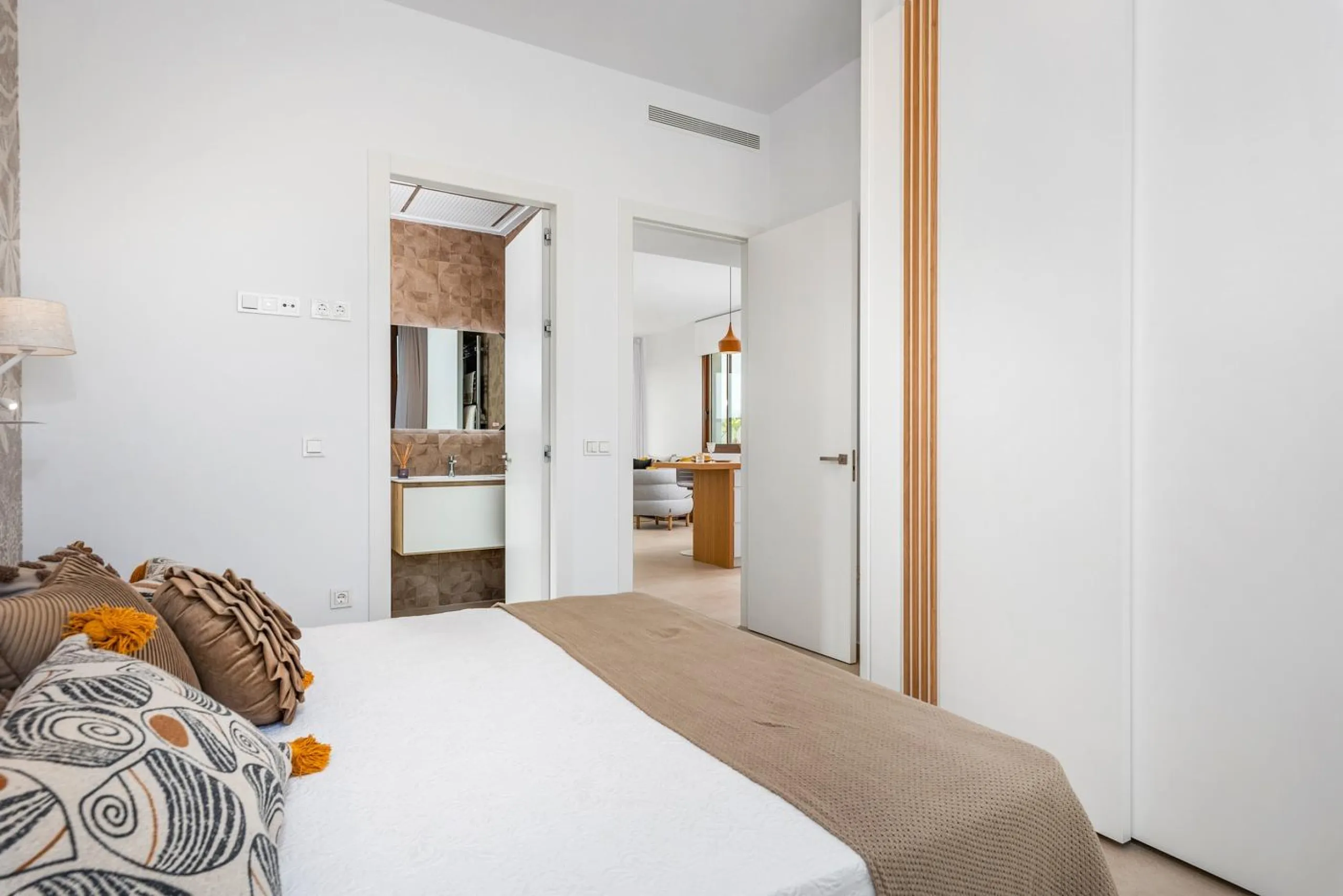 OBRA NUEVA EN VERA PLAYA. ALMERIA. VILLAS ESTRELLA. 244M2 DE PARCELA. 3 DORM. 2 BAÑOS. 90M2 DE CASA.
