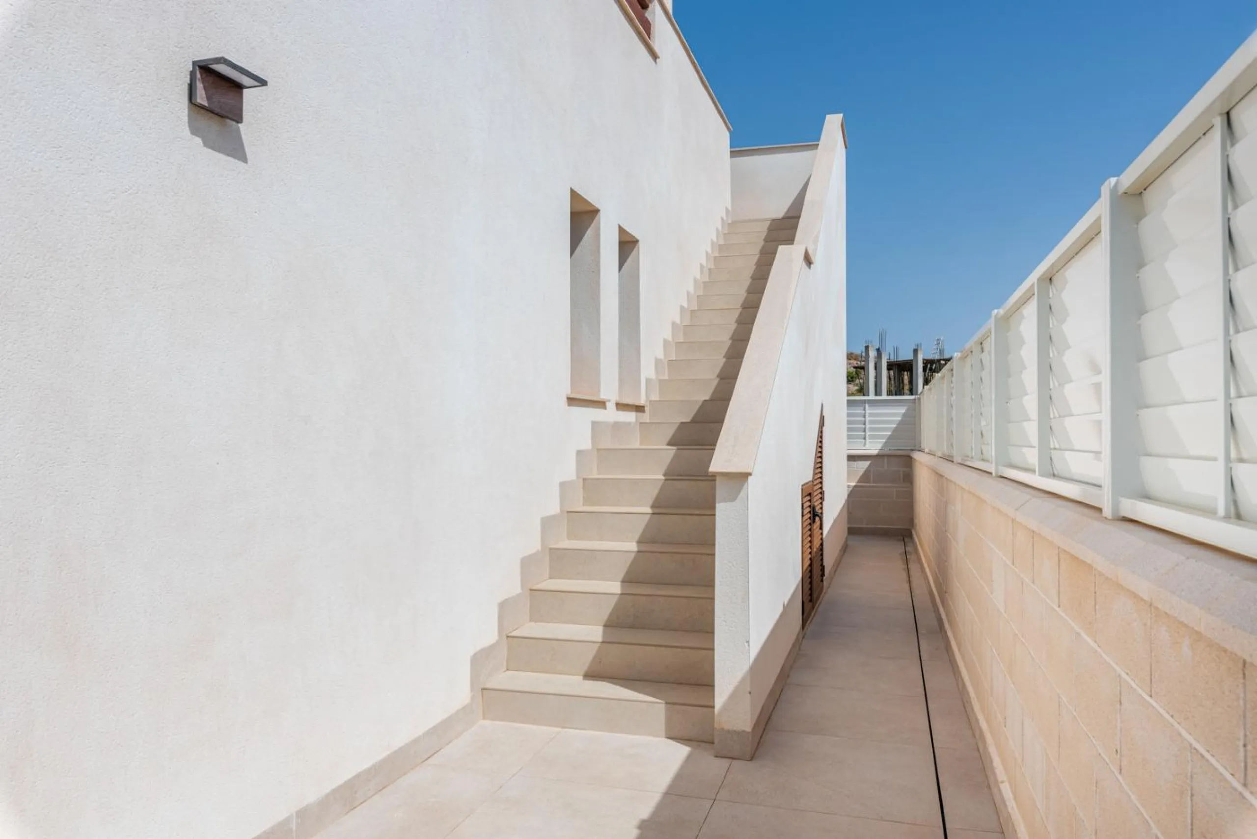 OBRA NUEVA EN VERA PLAYA. ALMERIA. VILLAS ESTRELLA. 244M2 DE PARCELA. 3 DORM. 2 BAÑOS. 90M2 DE CASA.