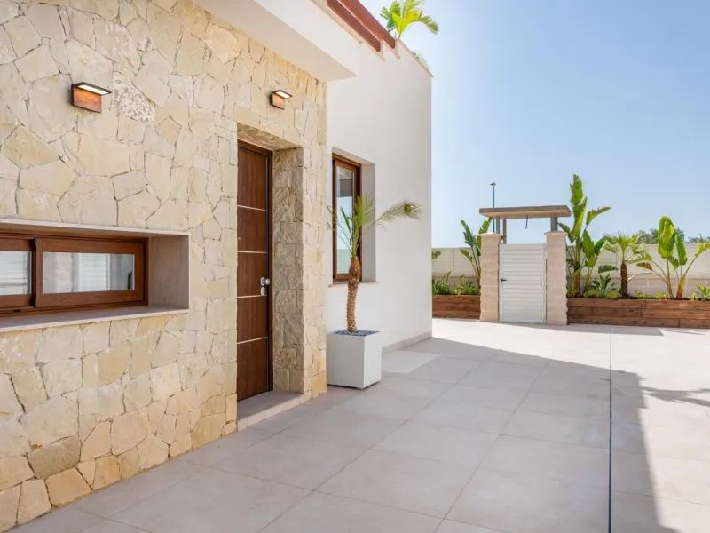 OBRA NUEVA EN VERA PLAYA. ALMERIA. VILLAS ESTRELLA. 244M2 DE PARCELA. 3 DORM. 2 BAÑOS. 90M2 DE CASA.