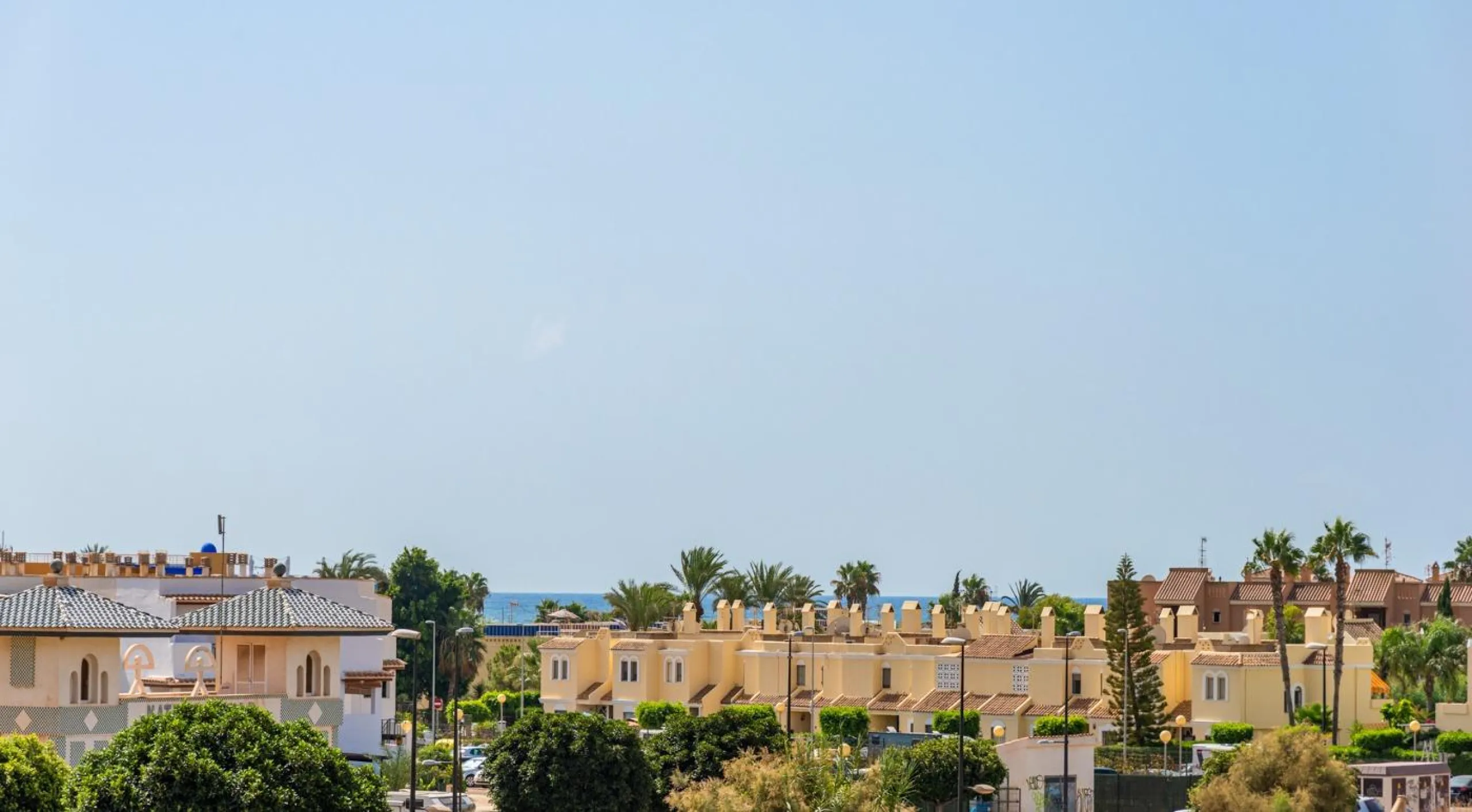 OBRA NUEVA EN VERA PLAYA. ALMERIA. VILLAS ESTRELLA. 244M2 DE PARCELA. 3 DORM. 2 BAÑOS. 90M2 DE CASA.