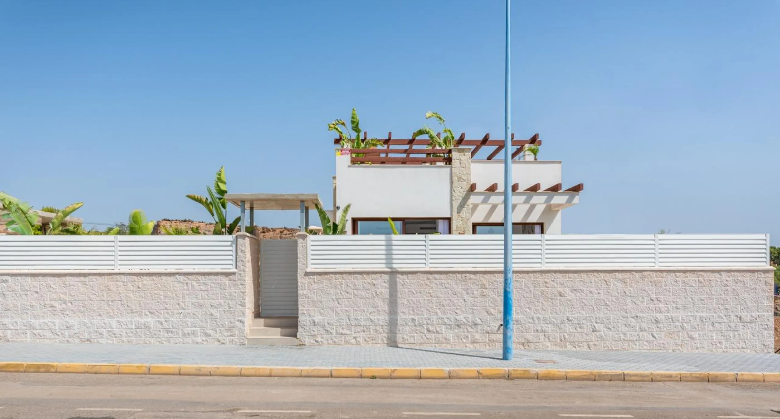 OBRA NUEVA EN VERA PLAYA. ALMERIA. VILLAS ESTRELLA. 244M2 DE PARCELA. 3 DORM. 2 BAÑOS. 90M2 DE CASA.