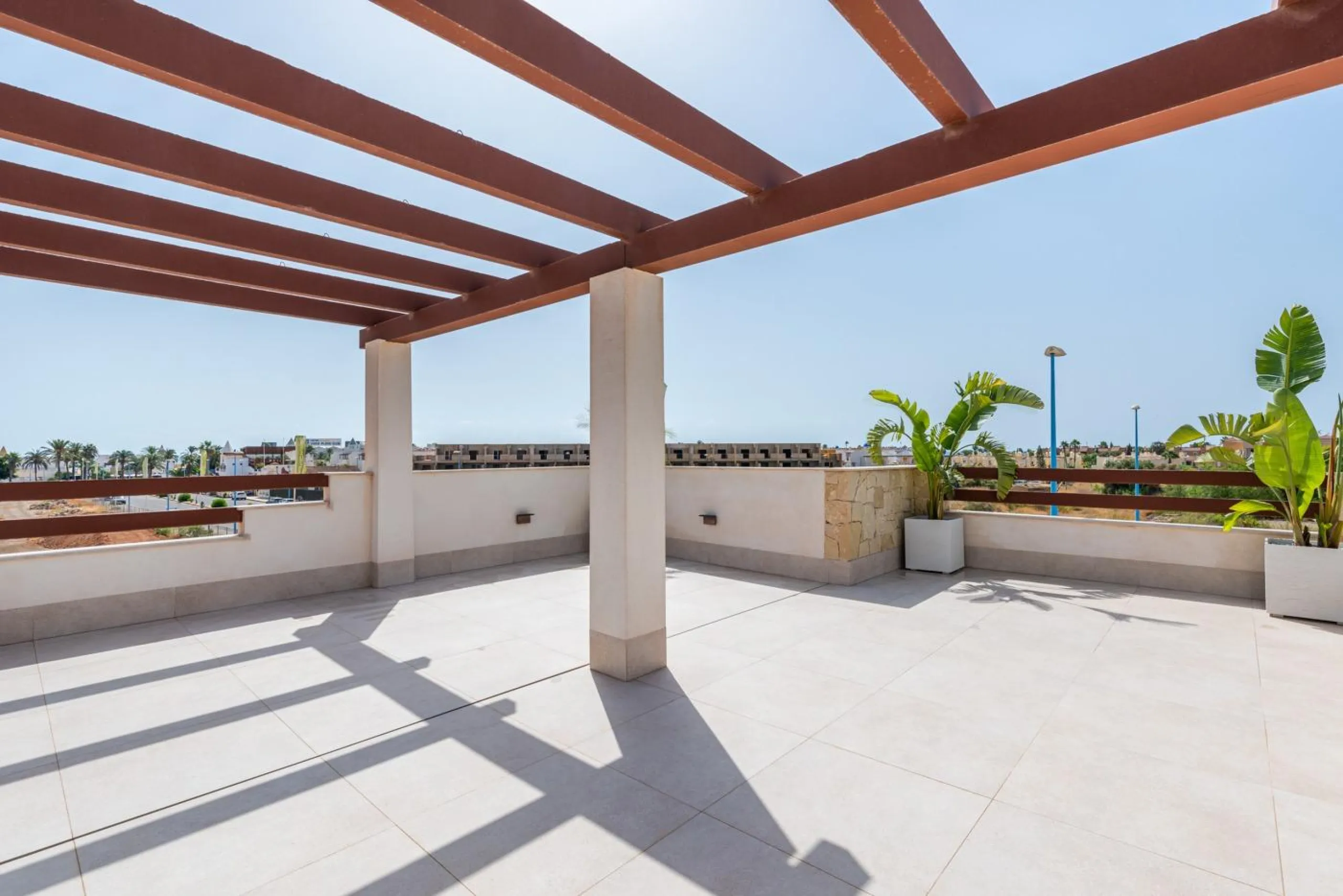 OBRA NUEVA EN VERA PLAYA. ALMERIA. VILLAS ESTRELLA. 244M2 DE PARCELA. 3 DORM. 2 BAÑOS. 90M2 DE CASA.