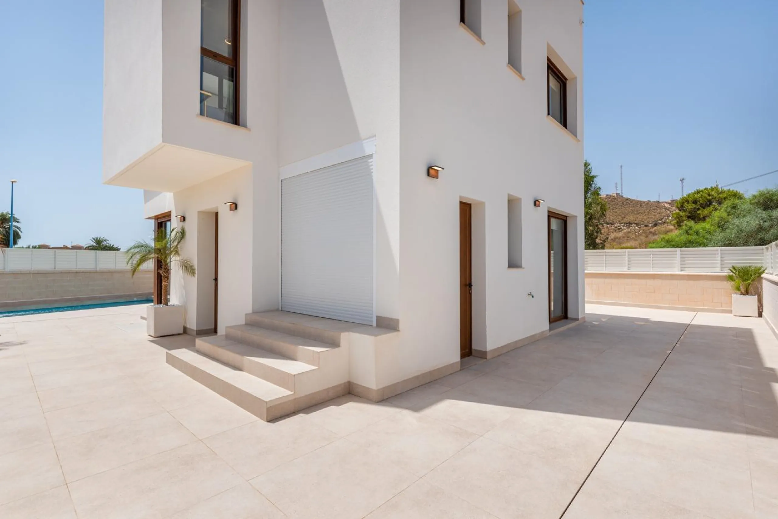 OBRA NUEVA EN VERA PLAYA. VILLAS LAGUNA AZUL. 230M2 PARCELA. 3 DORM. 3 BAÑOS.