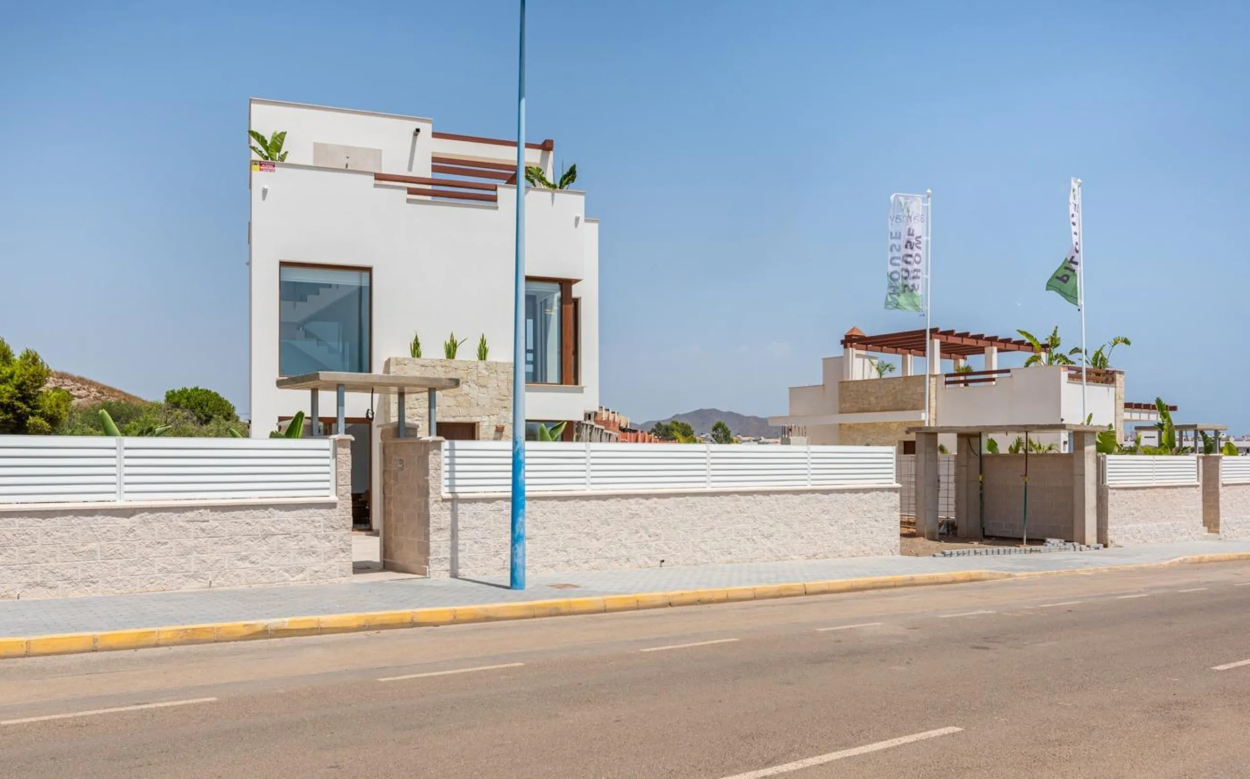 OBRA NUEVA EN VERA PLAYA. VILLAS LAGUNA AZUL. 230M2 PARCELA. 3 DORM. 3 BAÑOS.