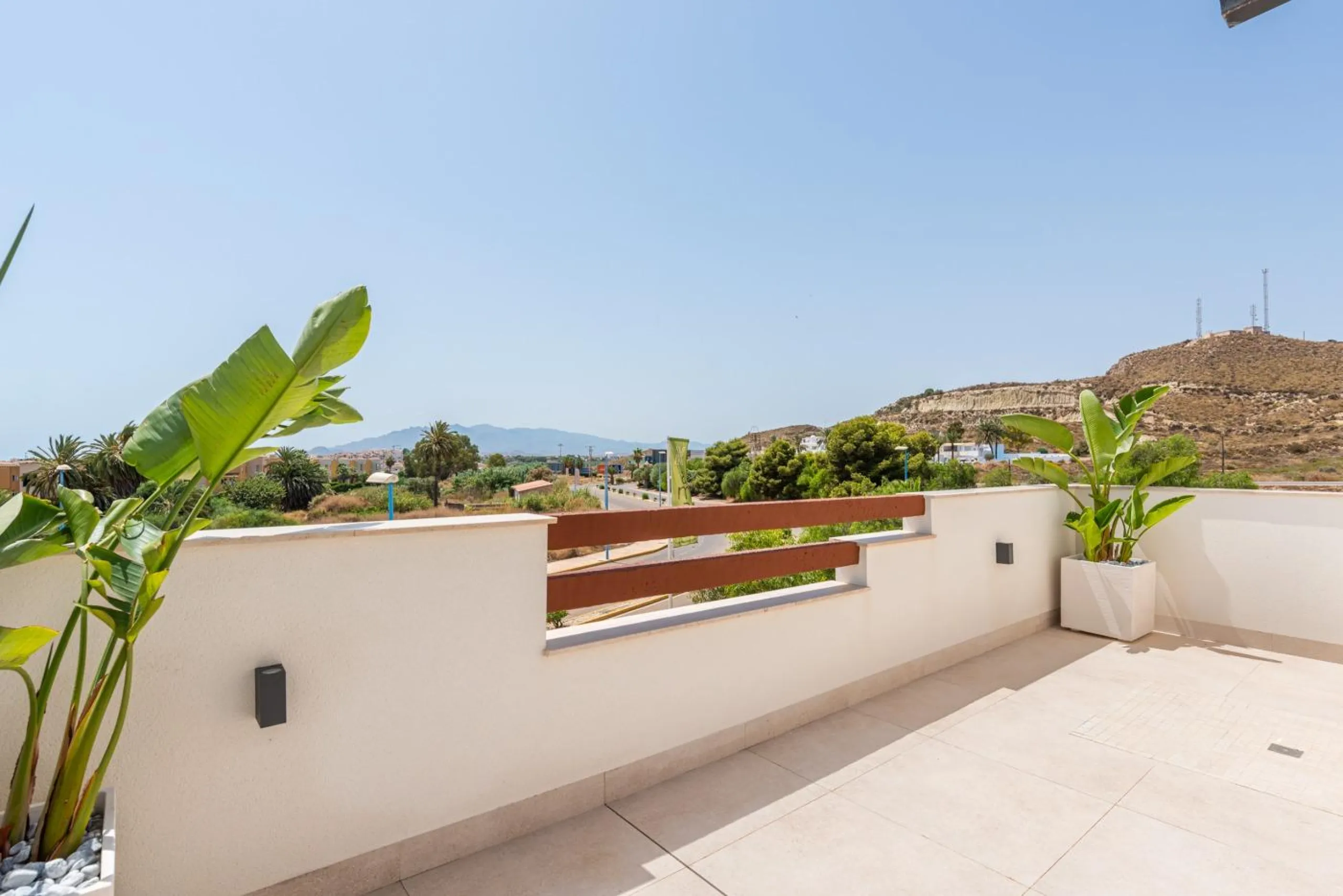 OBRA NUEVA EN VERA PLAYA. VILLAS LAGUNA AZUL. 230M2 PARCELA. 3 DORM. 3 BAÑOS.
