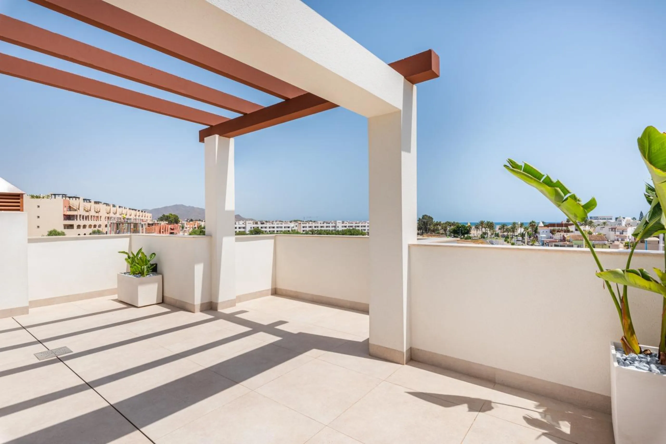 OBRA NUEVA EN VERA PLAYA. VILLAS LAGUNA AZUL. 230M2 PARCELA. 3 DORM. 3 BAÑOS.
