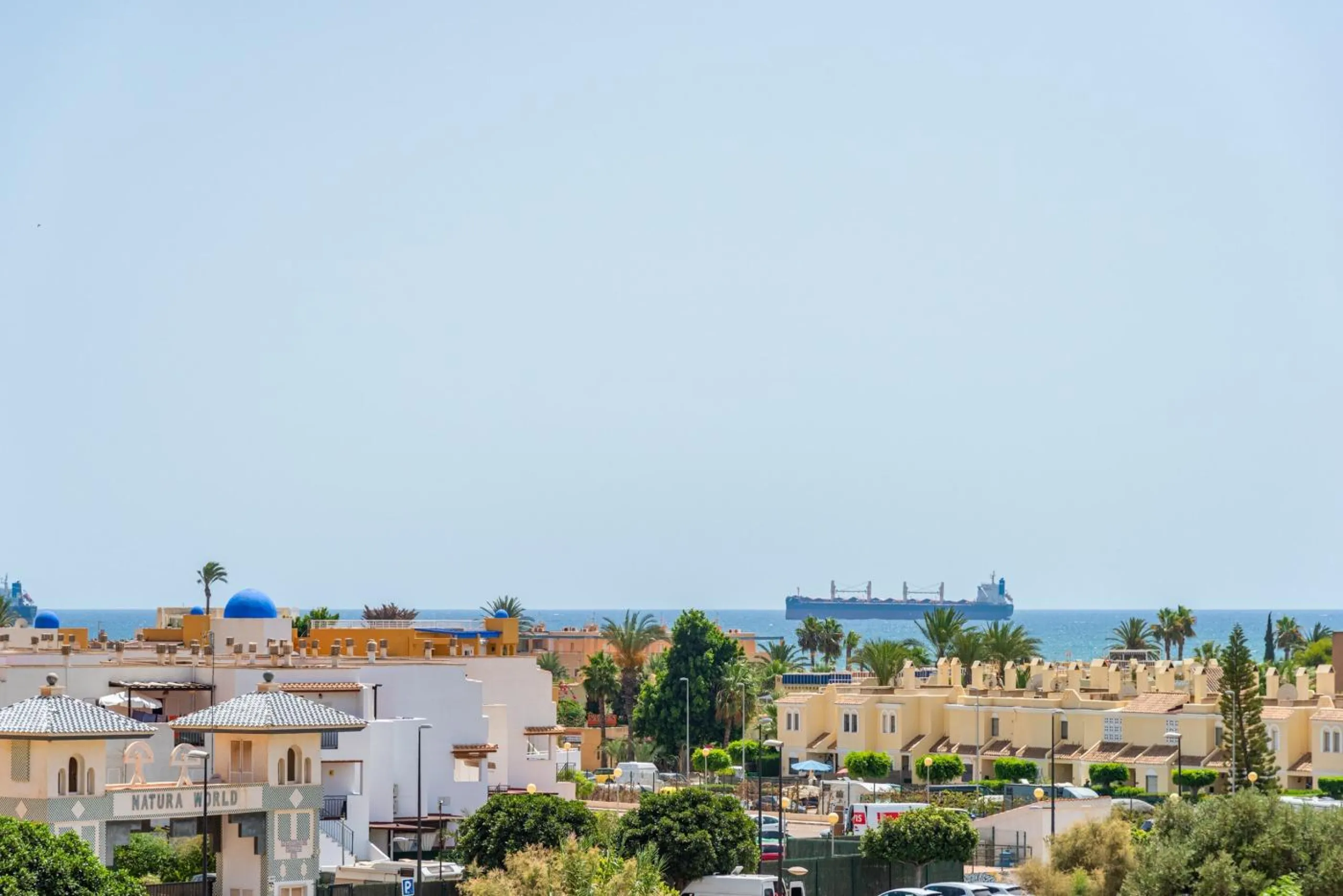 OBRA NUEVA EN VERA PLAYA. VILLAS LAGUNA AZUL. 230M2 PARCELA. 3 DORM. 3 BAÑOS.