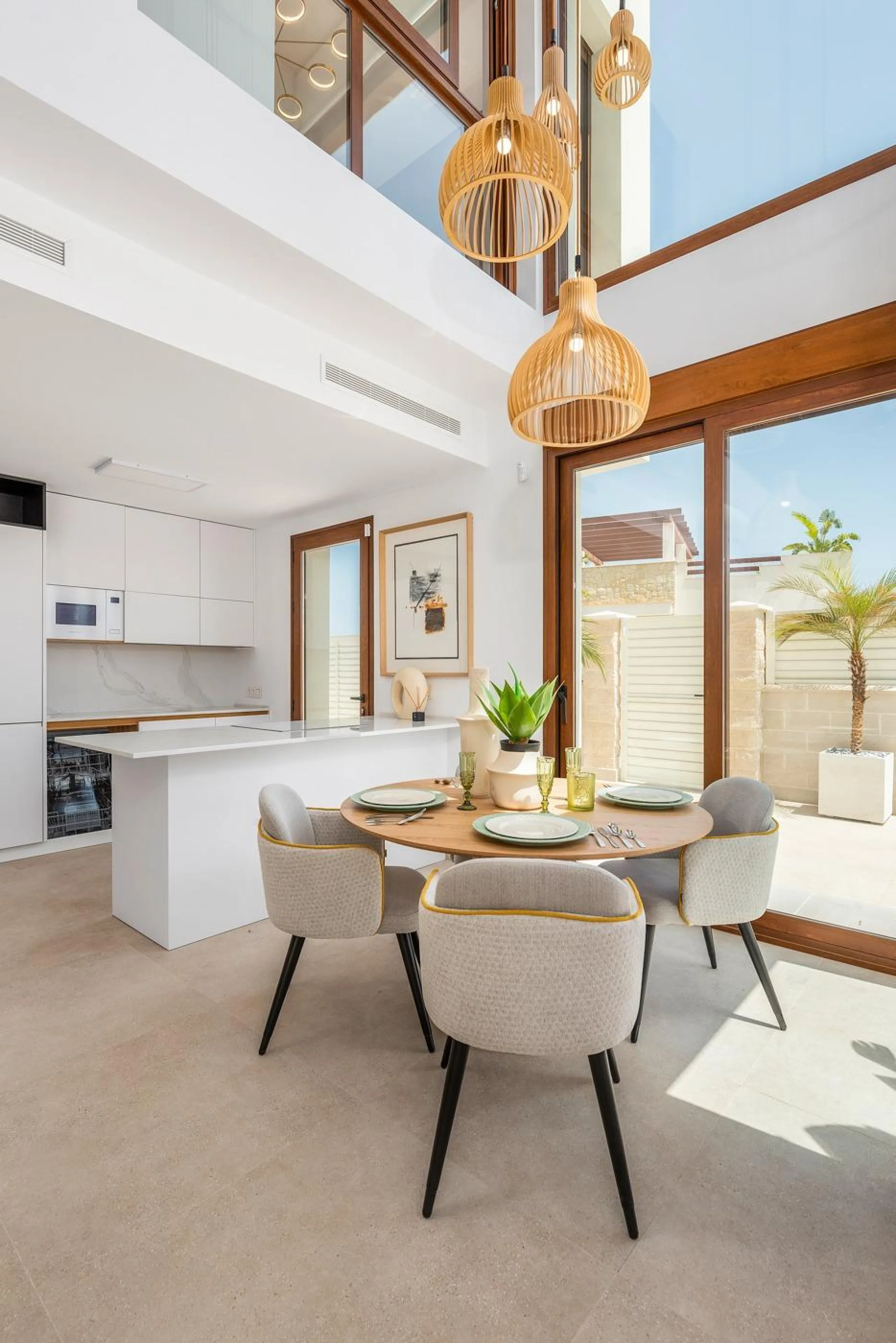 OBRA NUEVA EN VERA PLAYA. VILLAS LAGUNA AZUL. 230M2 PARCELA. 3 DORM. 3 BAÑOS.
