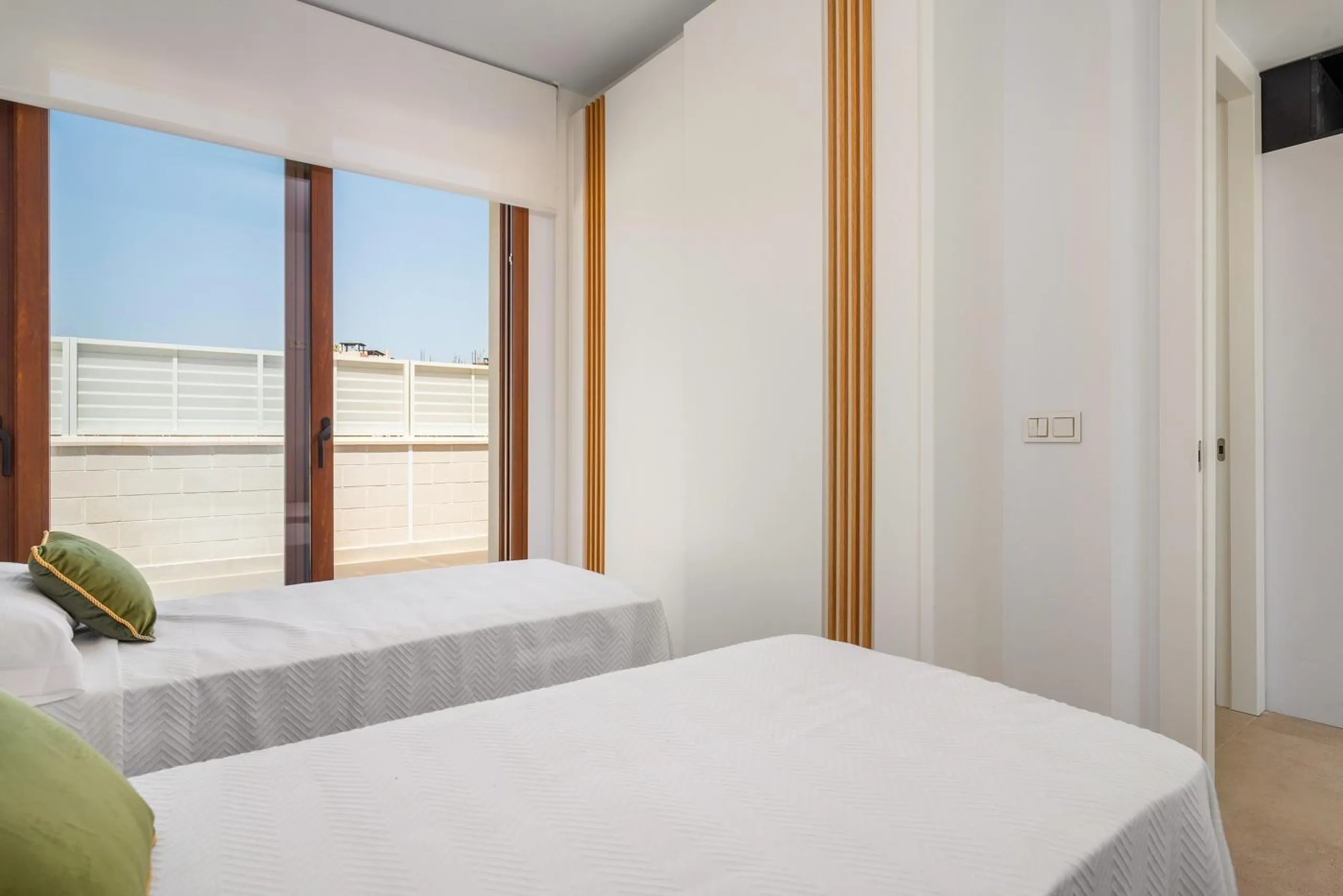 OBRA NUEVA EN VERA PLAYA. VILLAS LAGUNA AZUL. 230M2 PARCELA. 3 DORM. 3 BAÑOS.