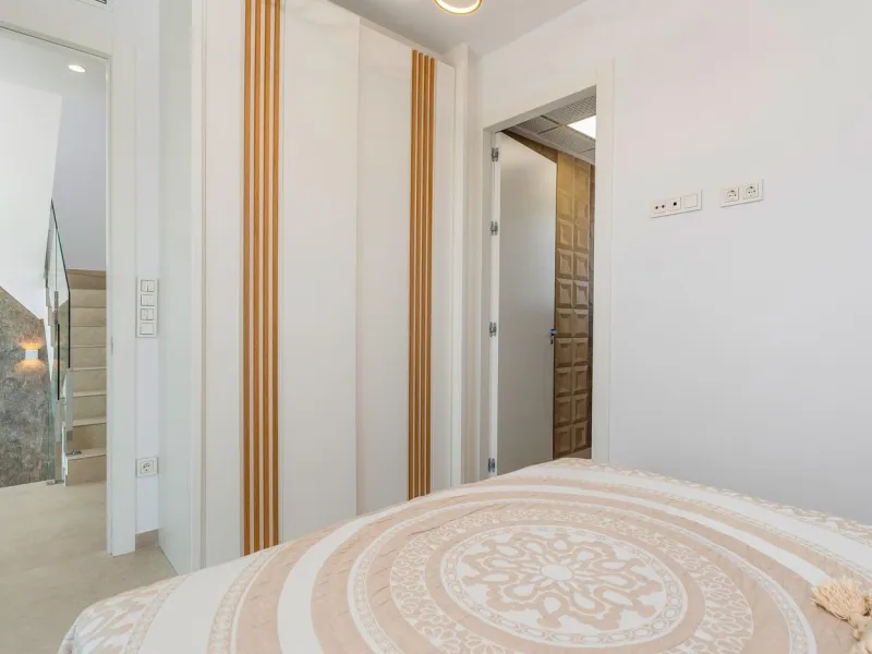 OBRA NUEVA EN VERA PLAYA. VILLAS LAGUNA AZUL. 230M2 PARCELA. 3 DORM. 3 BAÑOS.