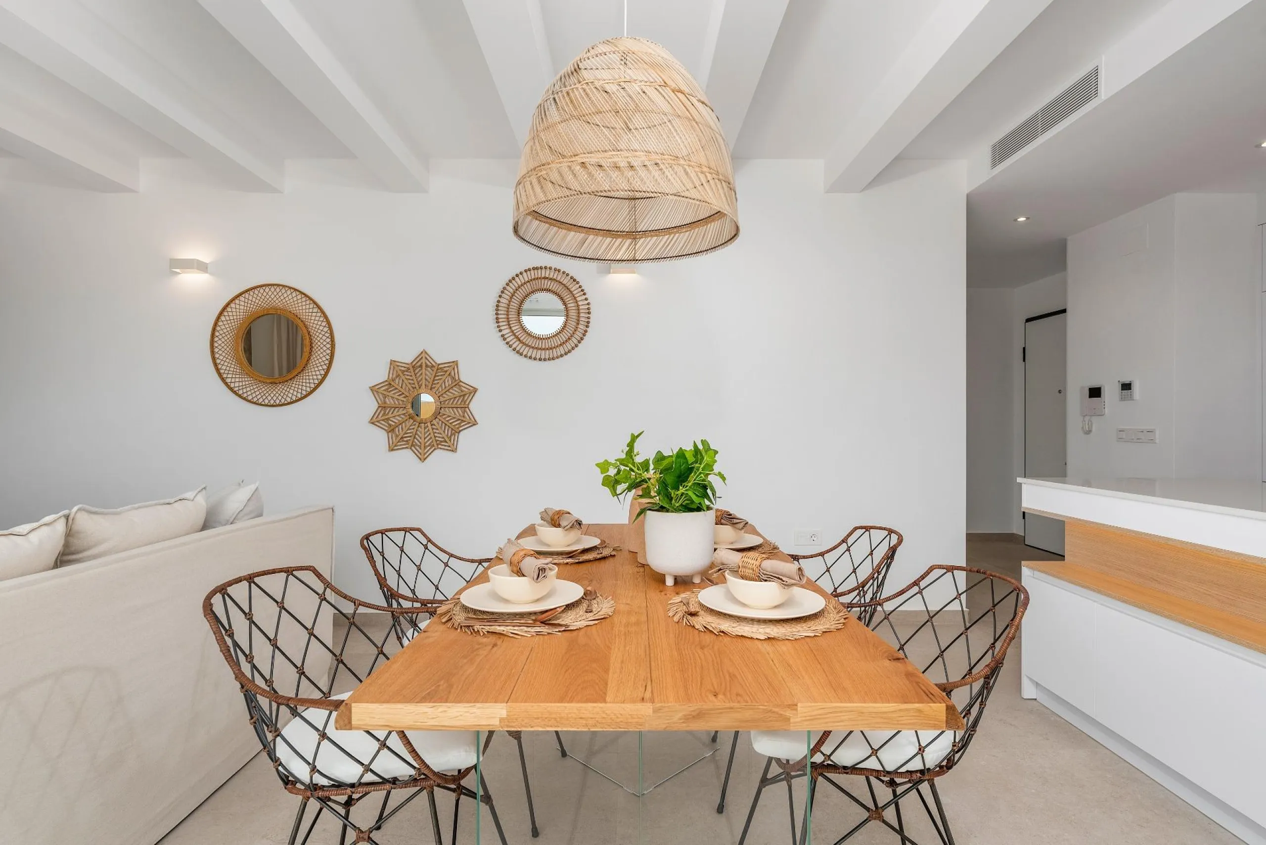 OBRA NUEVA EN DOLORES. VILLAS DE LUJO (SANTORINI) 3 DORM. 2 BAÑOS. PARCELA 260 M2. GARAJE+PISCINA.