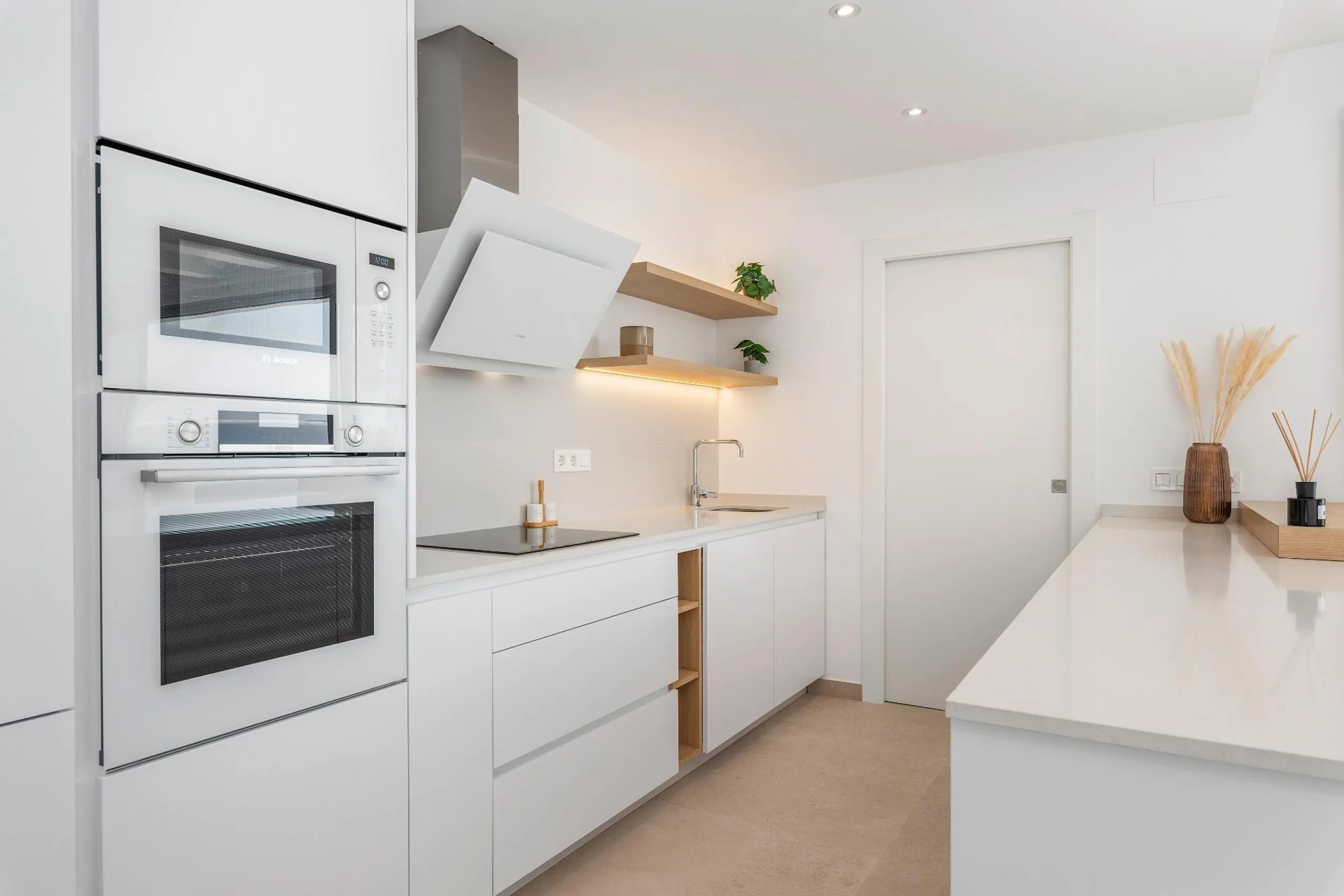 OBRA NUEVA EN DOLORES. VILLAS DE LUJO (SANTORINI) 3 DORM. 2 BAÑOS. PARCELA 260 M2. GARAJE+PISCINA.