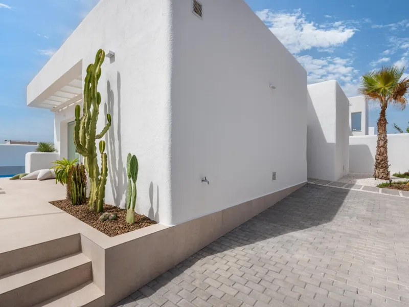 OBRA NUEVA EN DOLORES. VILLAS DE LUJO (SANTORINI) 3 DORM. 2 BAÑOS. PARCELA 260 M2. GARAJE+PISCINA.