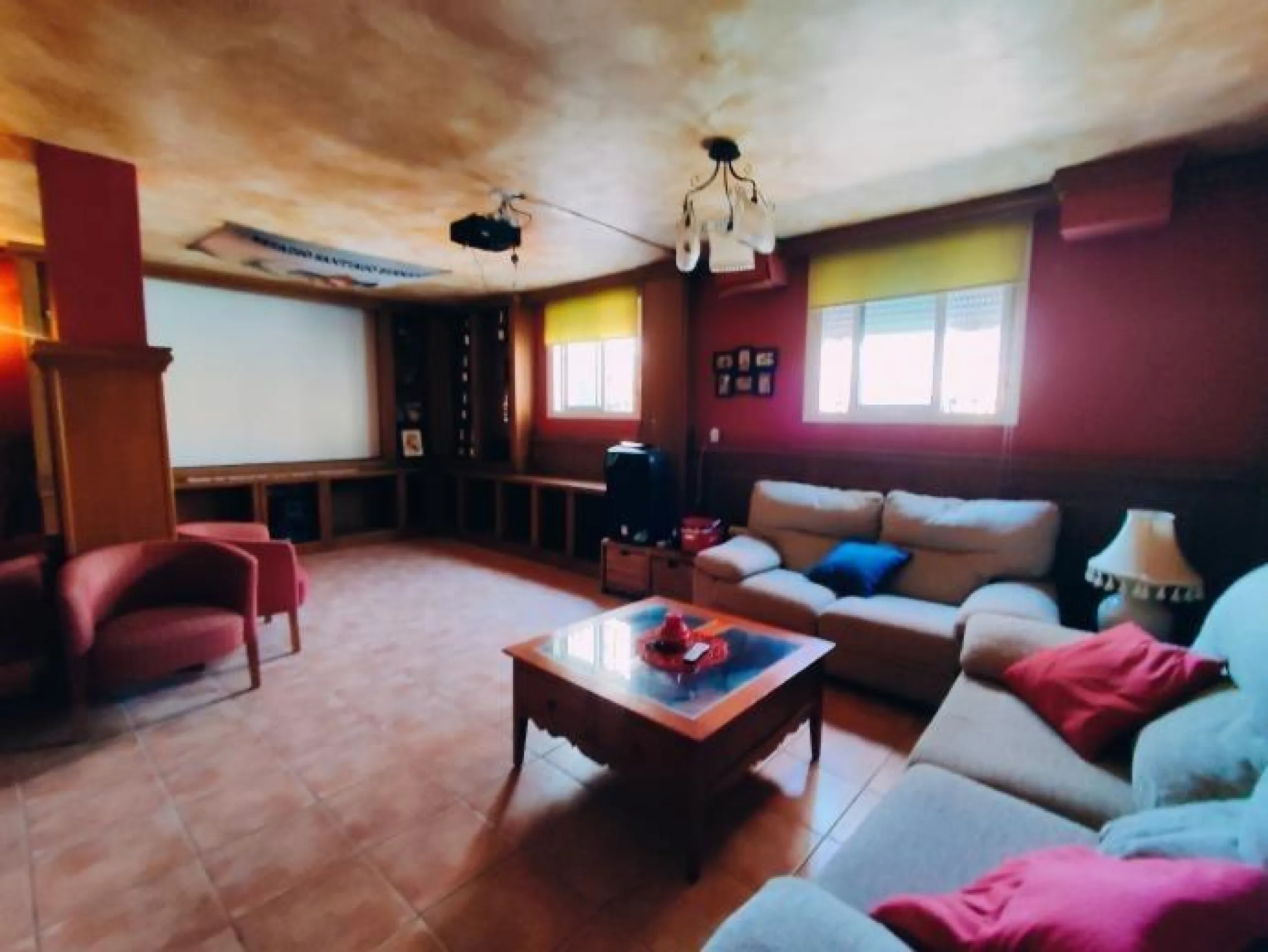 ESPECTACULAR CHALET DE 6 DORMITORIOS Y 4 WC EN AGUAS NUEVAS