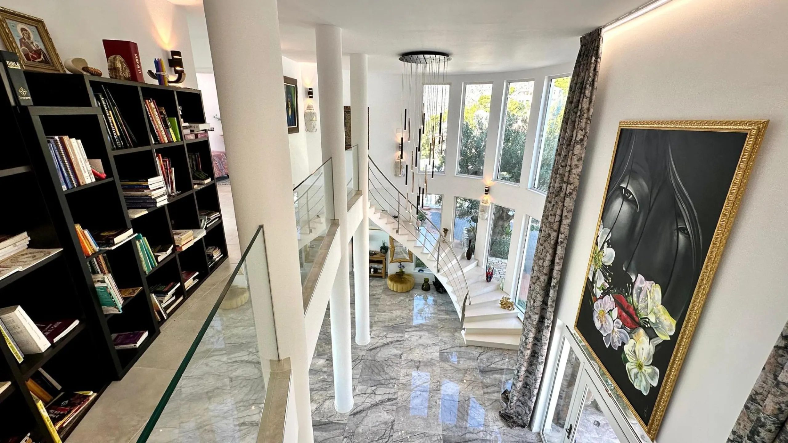 Elegant Villa with Sea Views and Altea la Vella 🌊✨