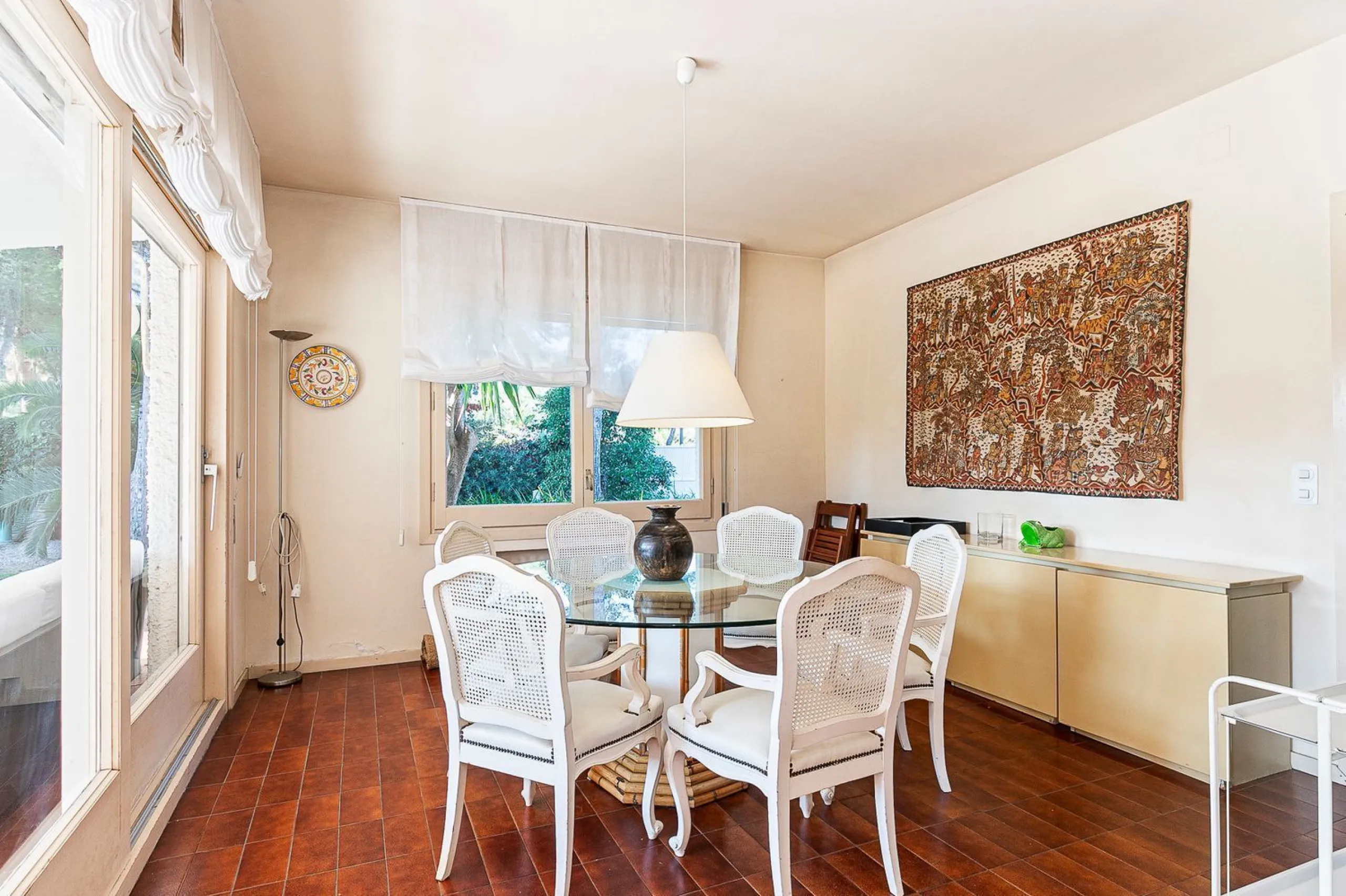 Casa con gran parcela y potencial en Terramar, Sitges
