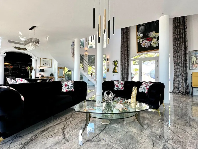 Elegant Villa with Sea Views and Altea la Vella 🌊✨