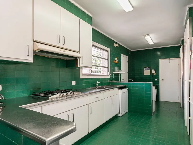 Casa con gran parcela y potencial en Terramar, Sitges